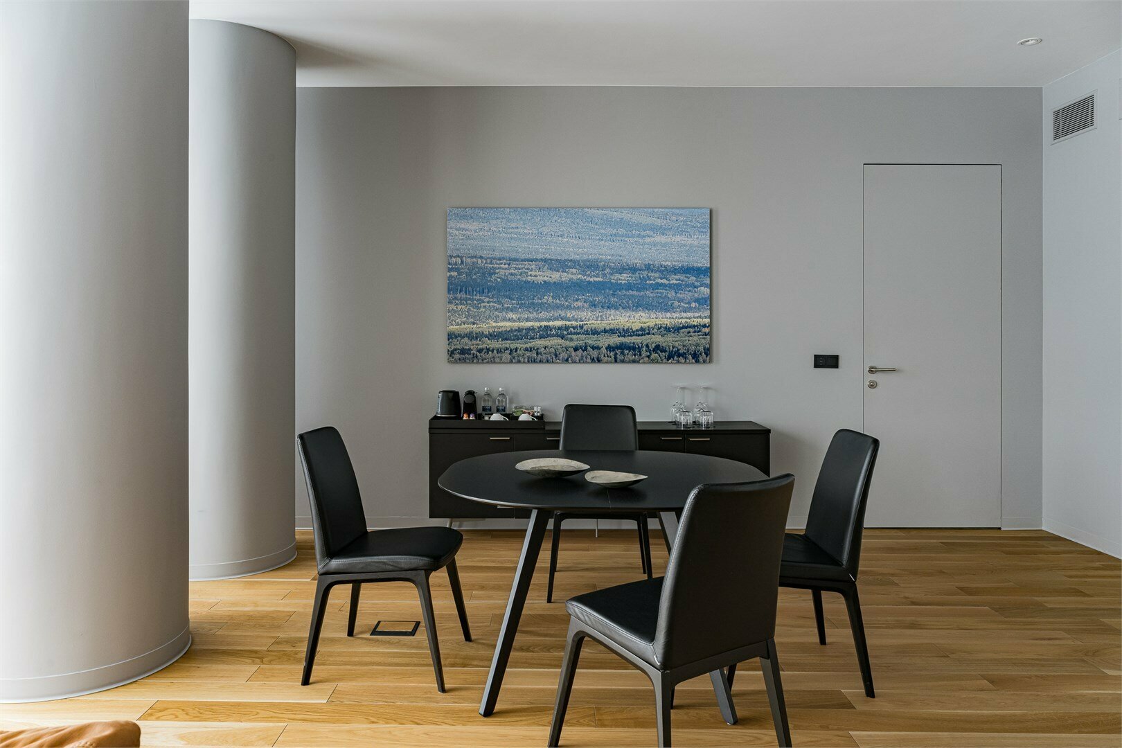 Премьерский