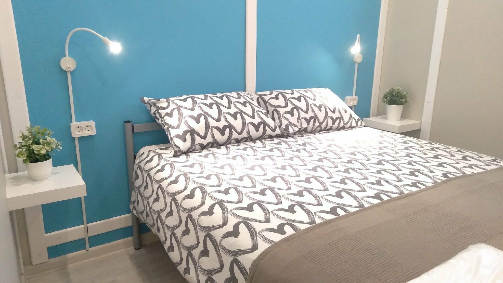 Апартаменты №1 с террасой и парковкой в гостевом доме