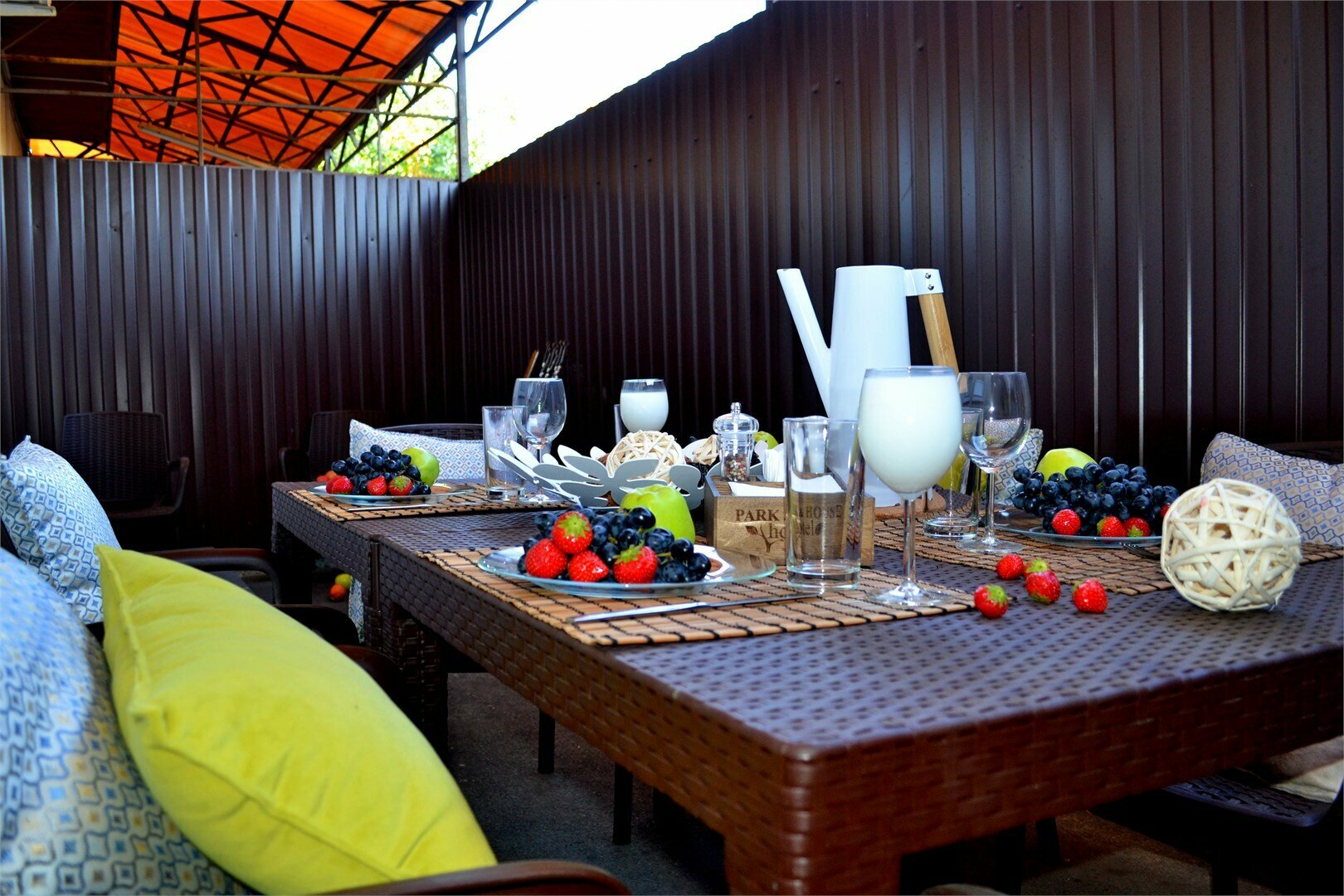 ТАУНХАУС двухэтажный с зоной барбекю на 8 гостей