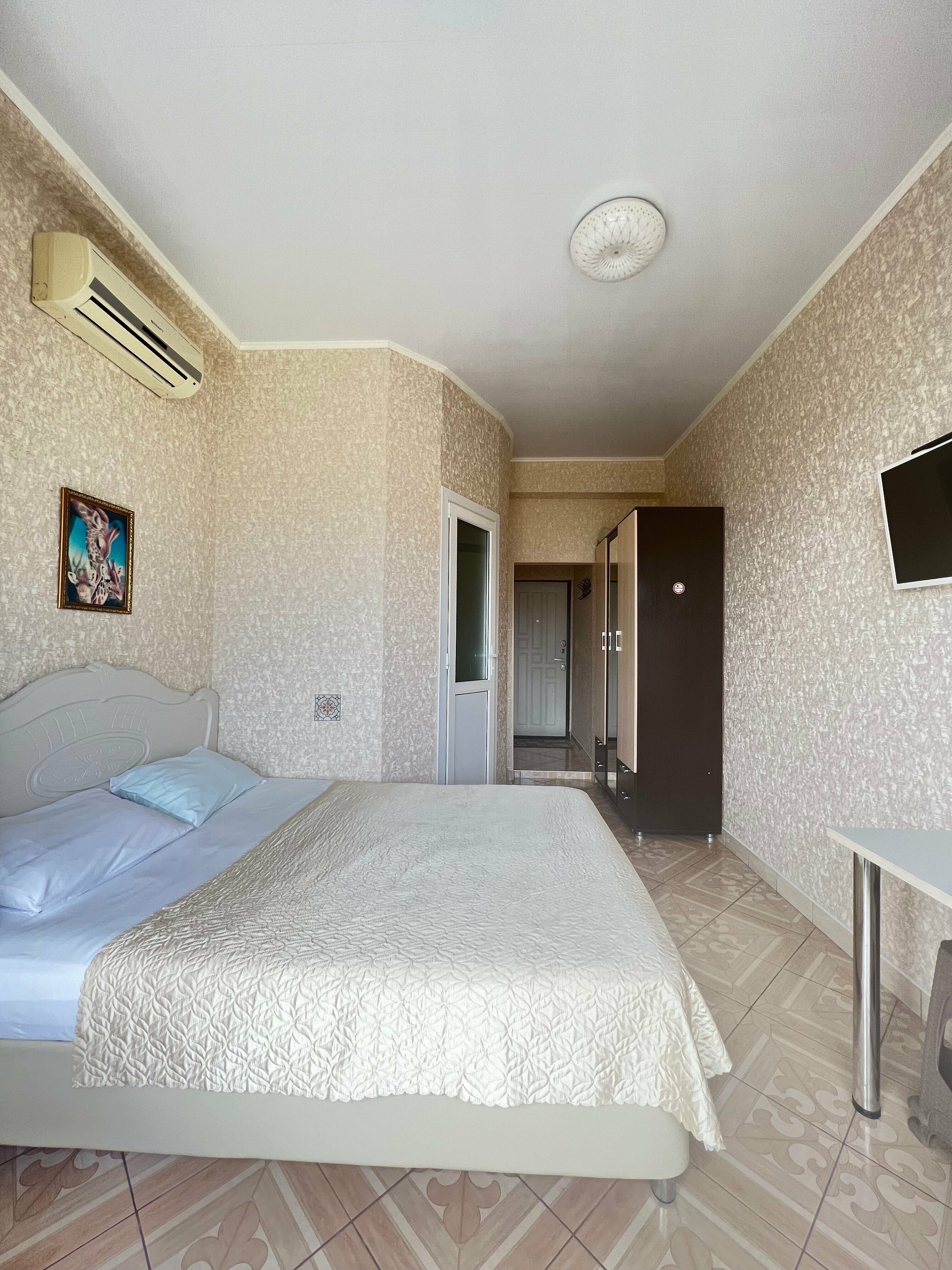 Двухместный номер эконом-класса с 1 кроватью или 2 отдельными кроватями