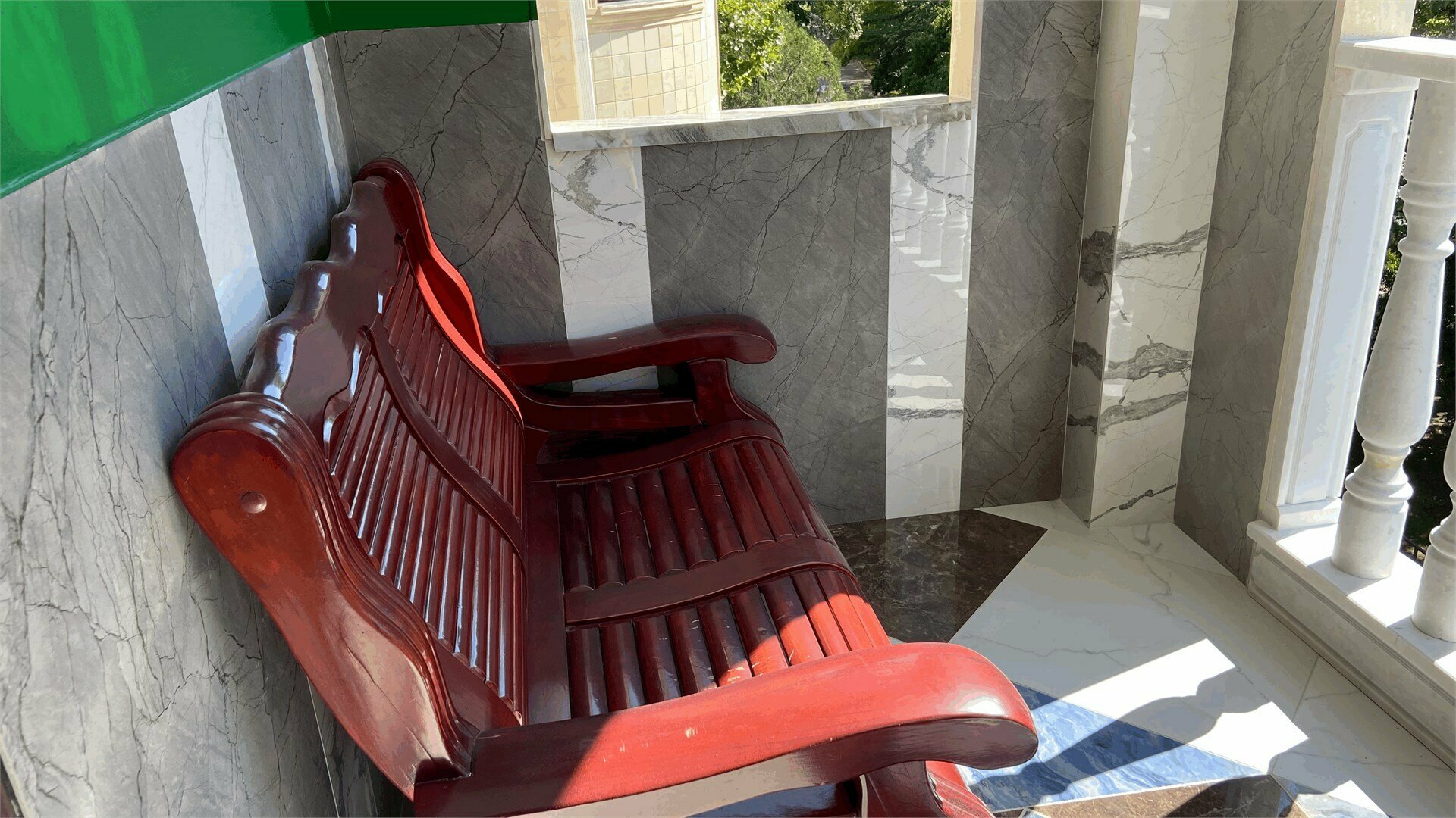 Люкс с балконом