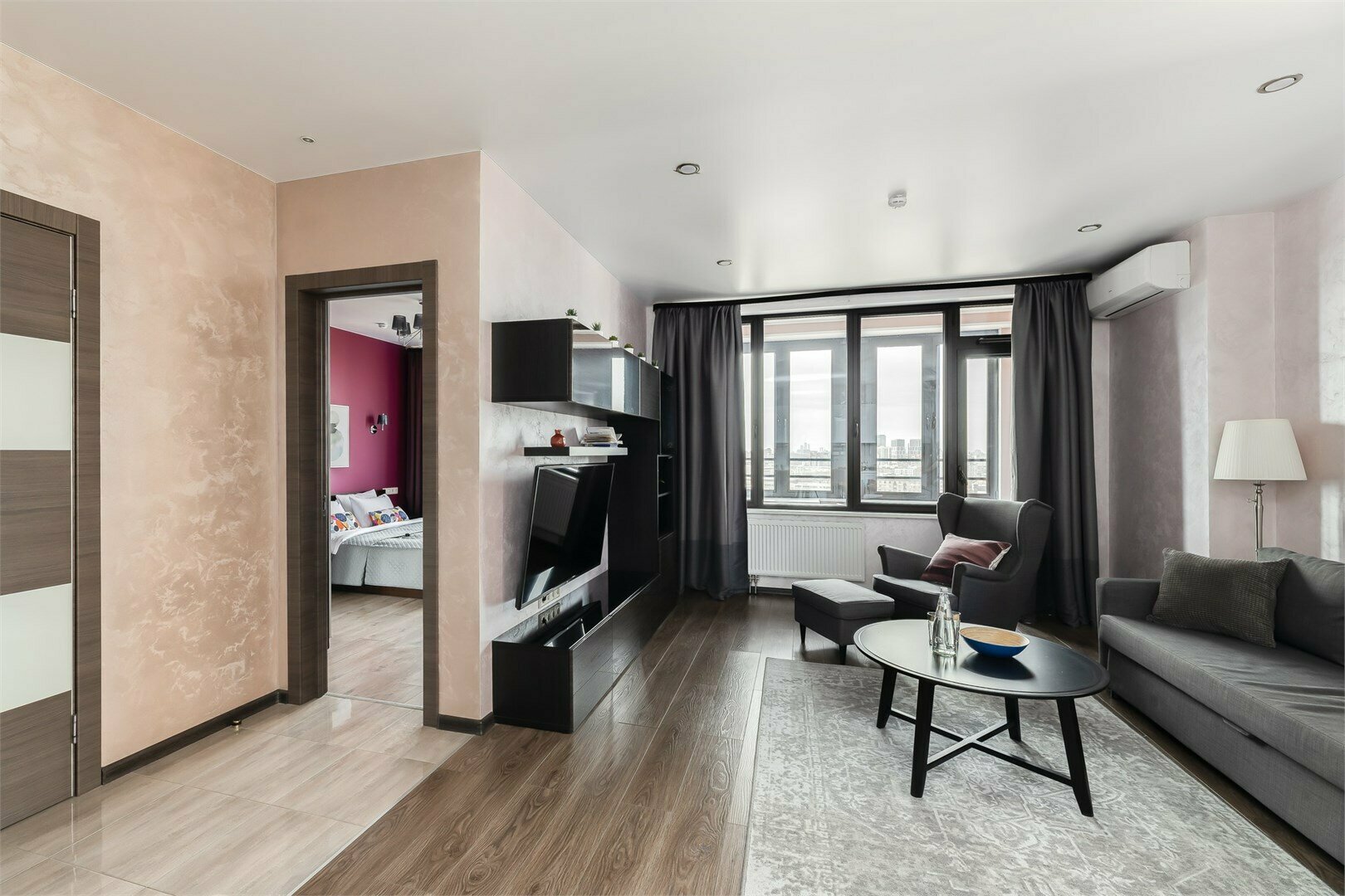 Siesta - 2х комнатные премиум апартаменты на 17м этаже в Савеловский-Сити (70 кв.м., до 5 гостей)