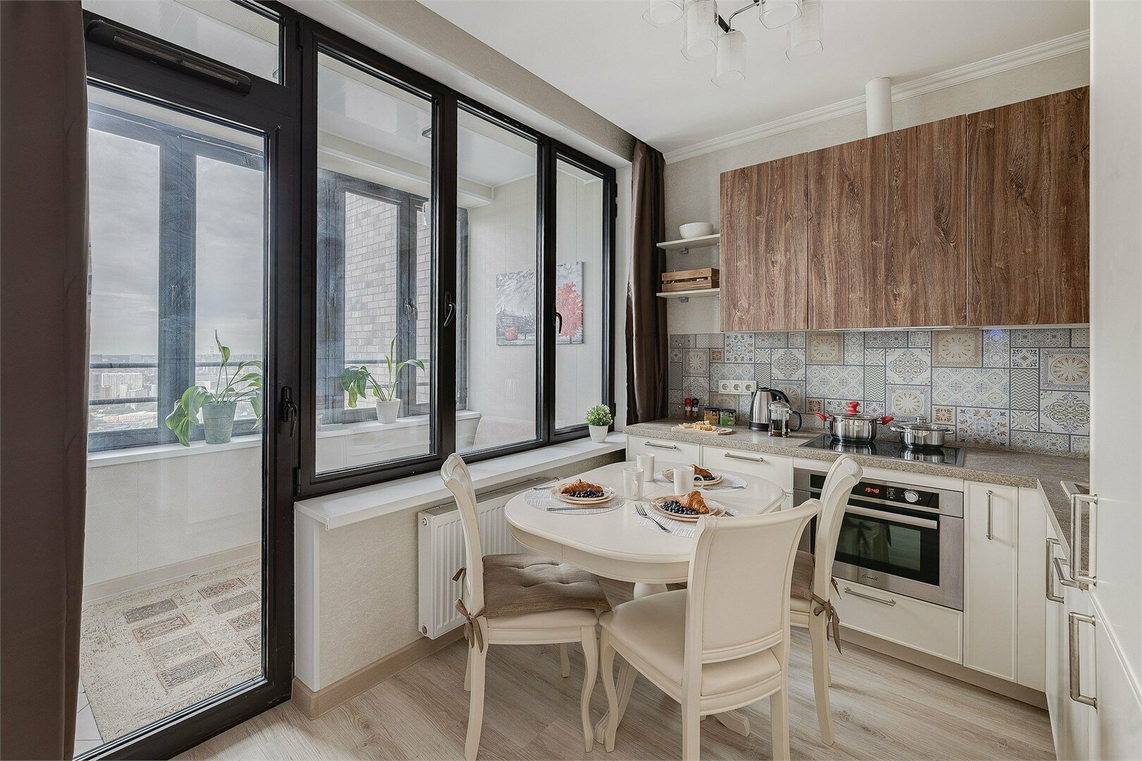 Sky Relax - 4х местные премиум апартаменты в "Савеловский-Сити" (37 этаж)