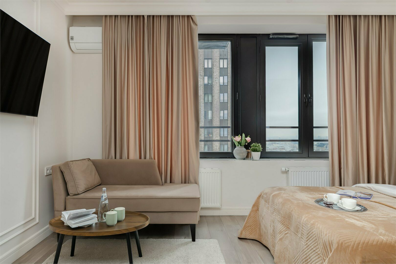 Renaissance - 3х местные премиум апартаменты в "Савеловский-Сити" (42 этаж)