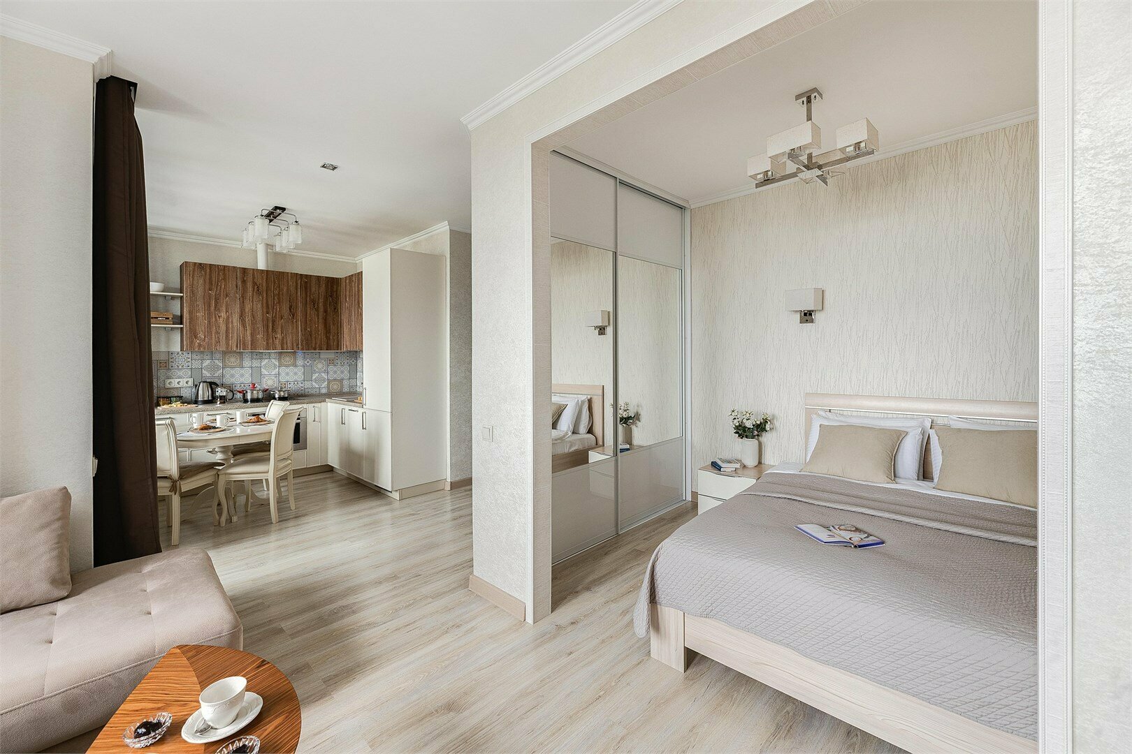 Sky Relax - 4х местные премиум апартаменты в "Савеловский-Сити" (37 этаж)