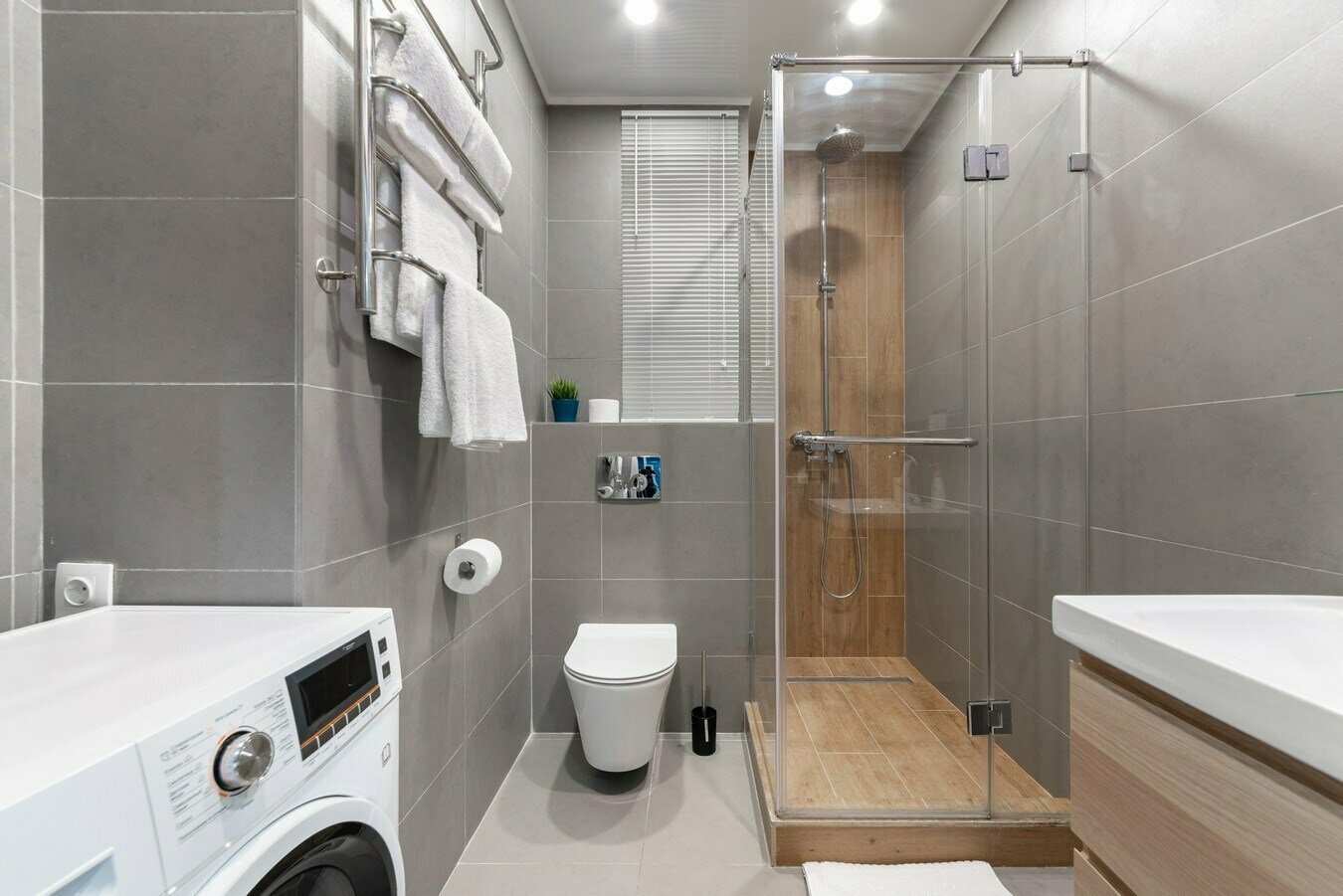 Aquamarine - 3х местные делюкс апартаменты в "Савеловский-Сити" (24 этаж)