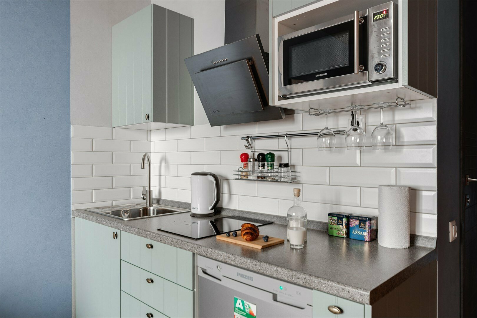 Navy - 2х местные апартаменты-студия в "Савеловский-Сити" (25 этаж)