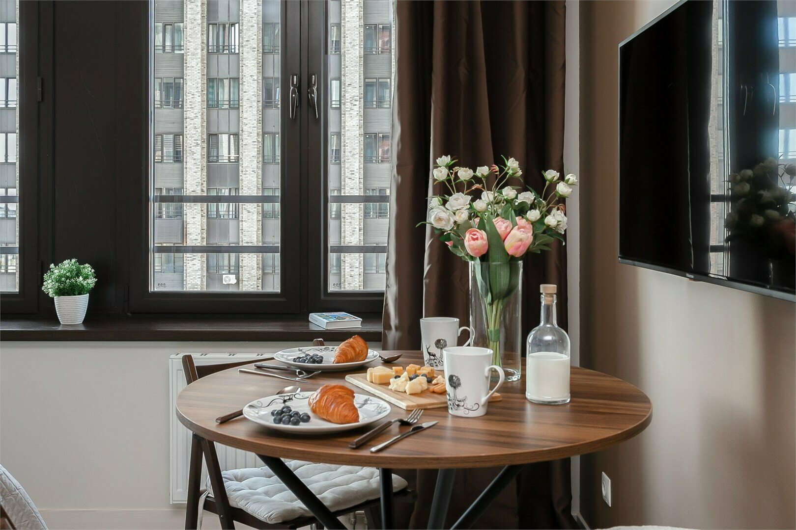 Latte - 3х местные делюкс апартаменты в "Савеловский-Сити" (10 этаж)