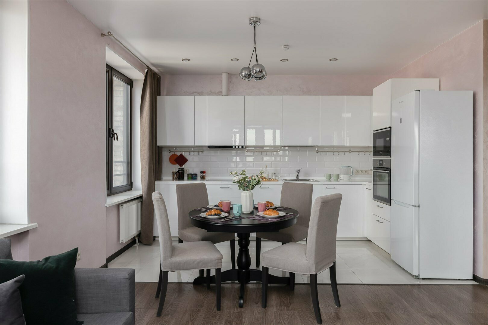 Siesta - 2х комнатные премиум апартаменты на 17м этаже в Савеловский-Сити (70 кв.м., до 5 гостей)