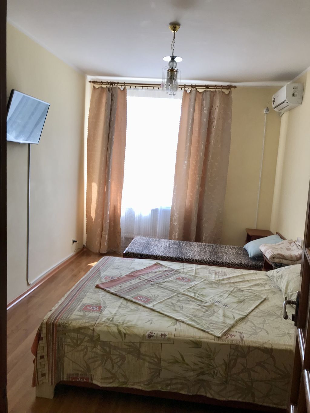 3 комнатный номер с кухней и террасой