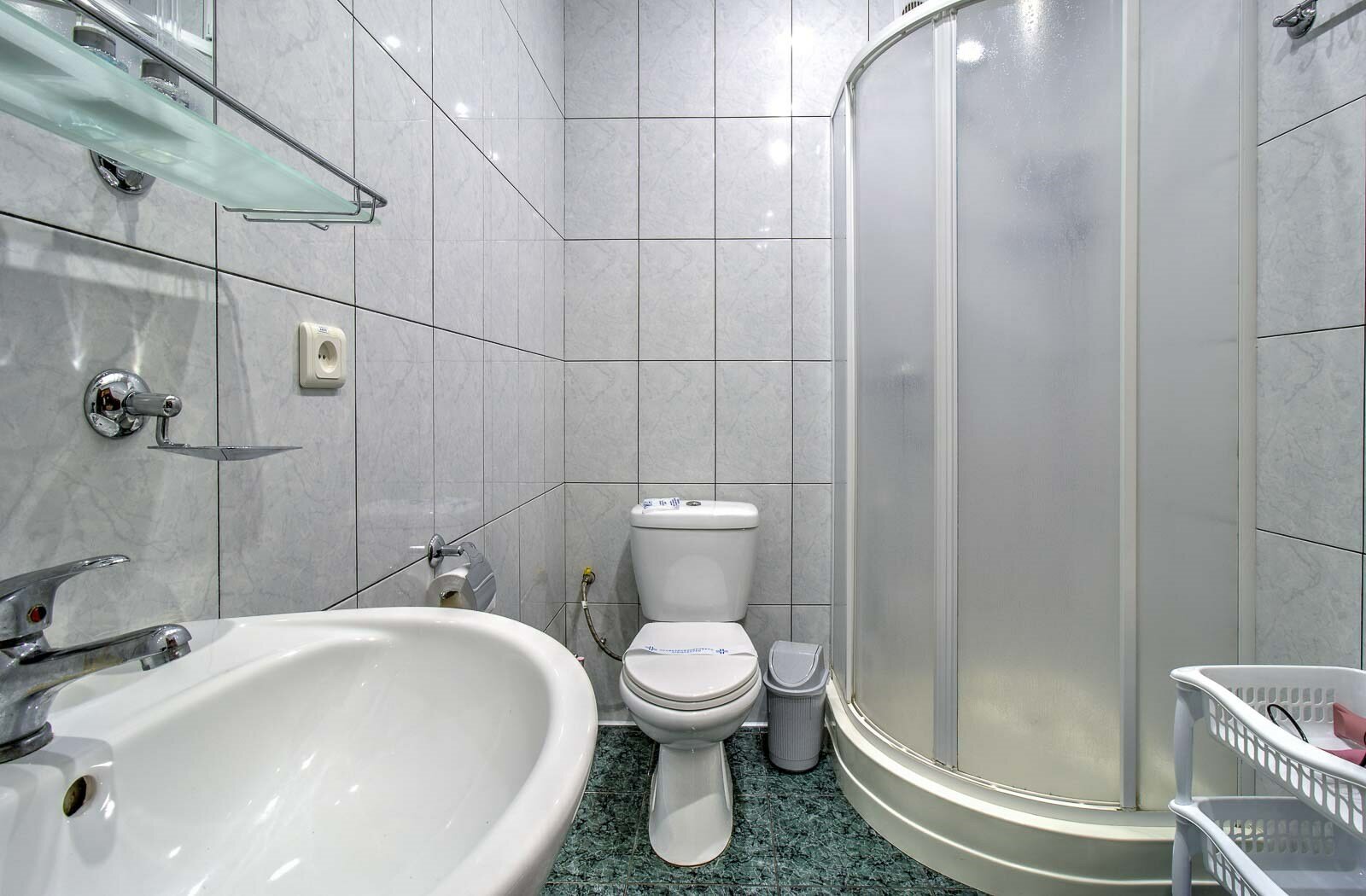 Стандарт А вид на зеленую зону с балконом