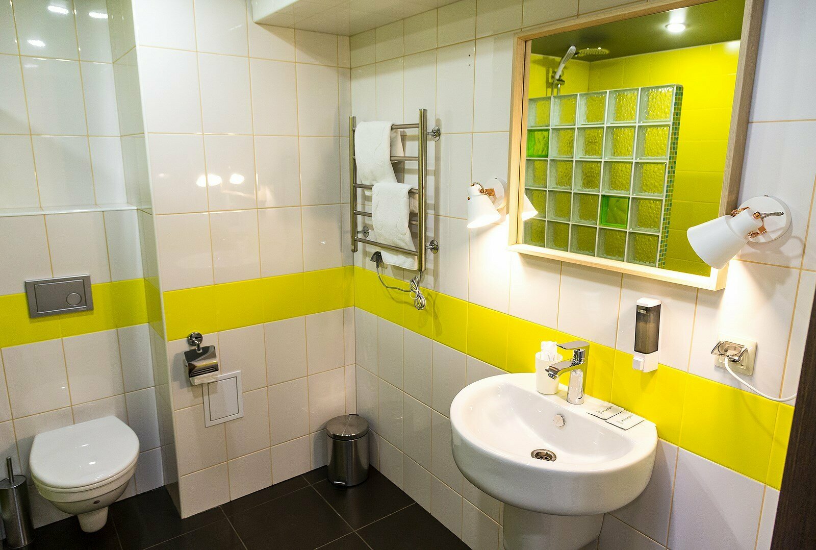 Бизнес 2-комнатный  номер