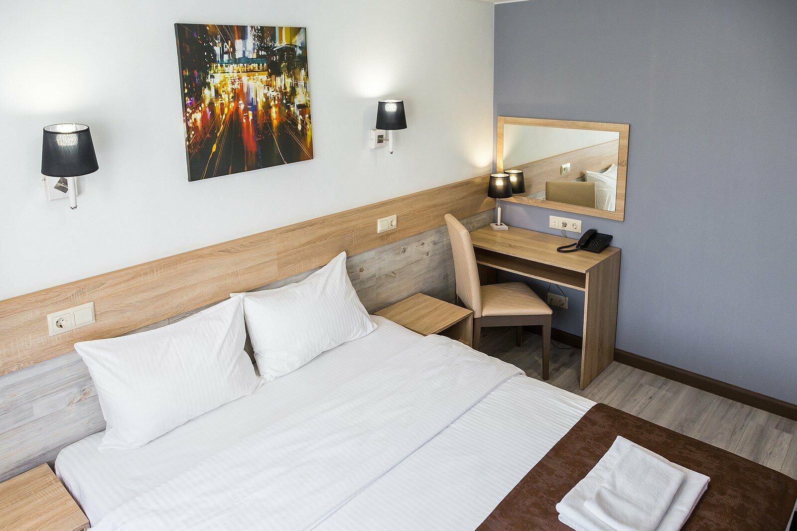 Бизнес 2-комнатный  номер