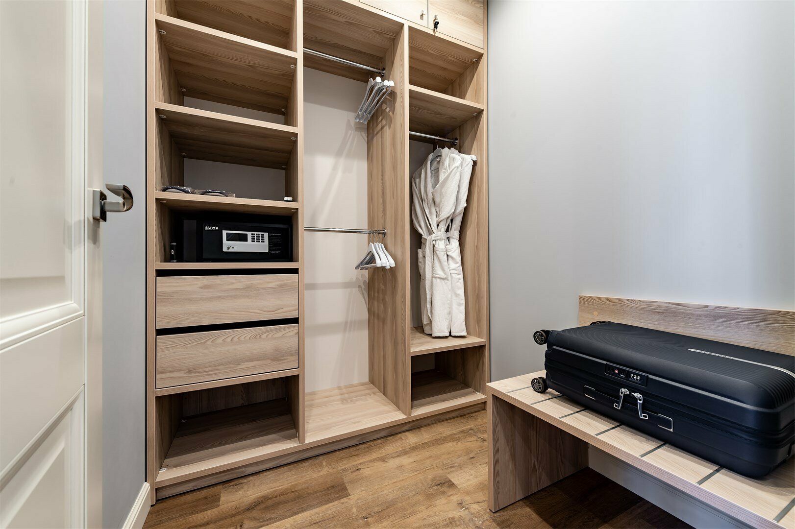 Делюкс трехместный