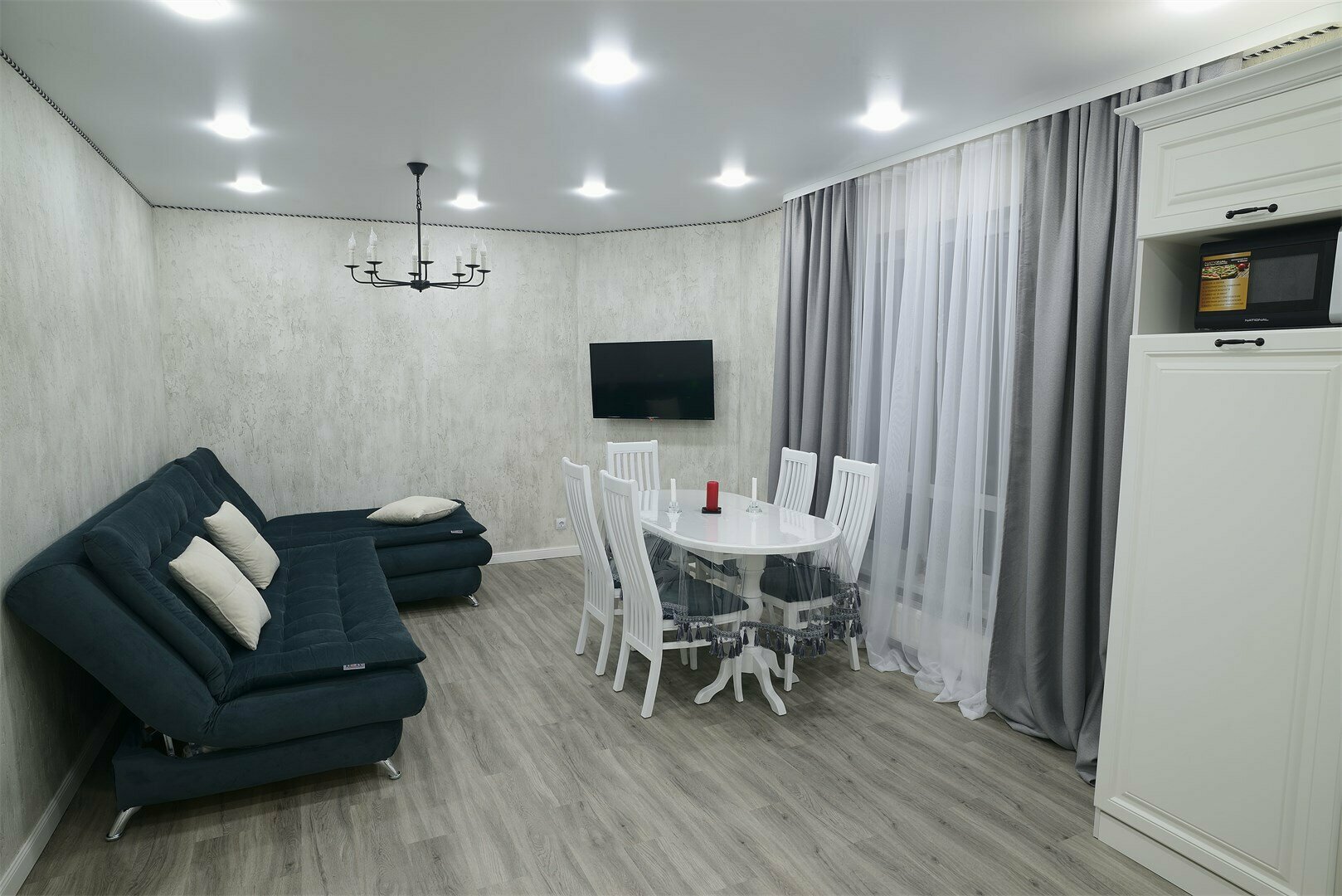 Семейный номер с видом на горы