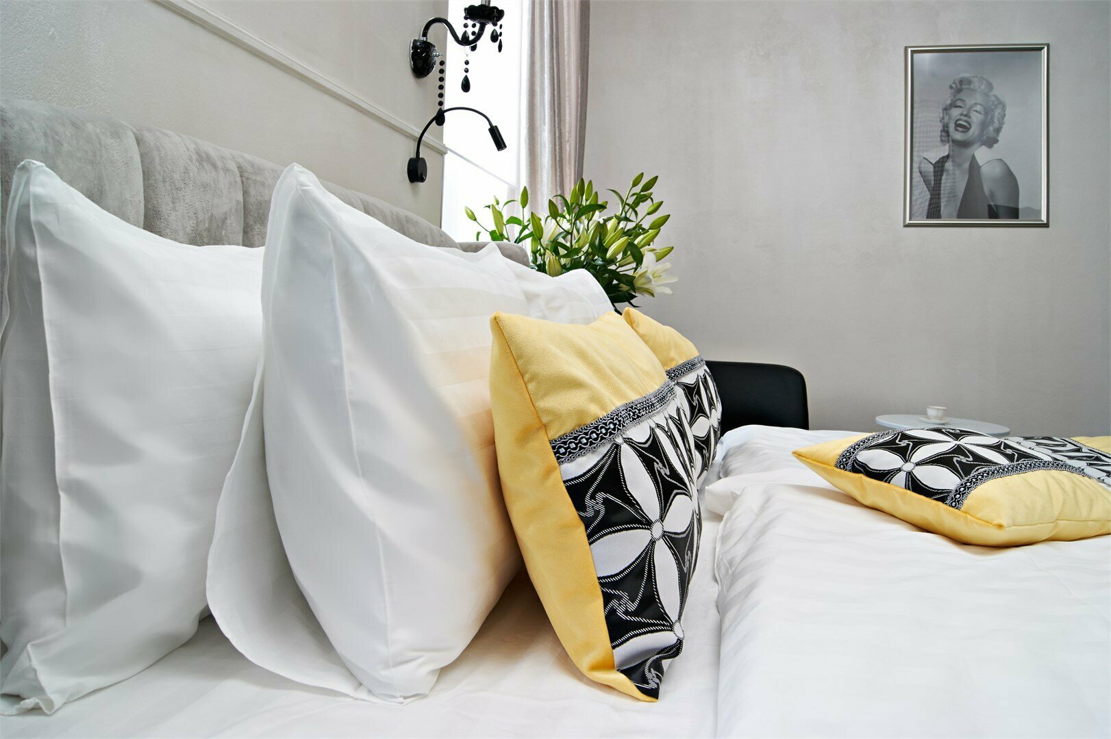 Улучшенный номер с двуспальной кроватью