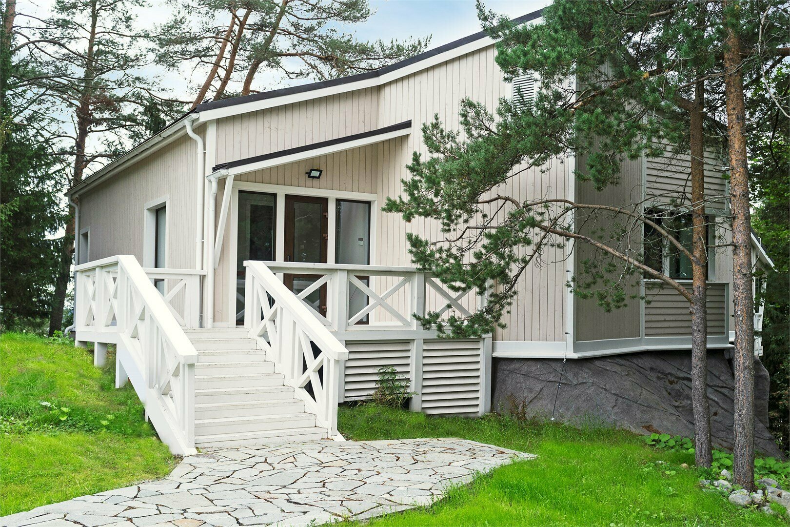 Коттедж №7 с камином и 2 спальнями