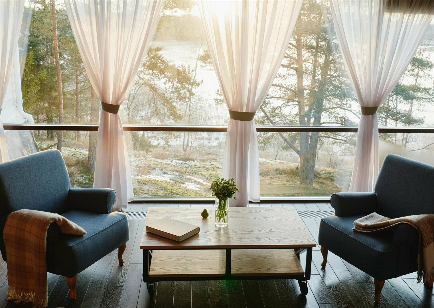 Коттедж №7 с камином и 2 спальнями