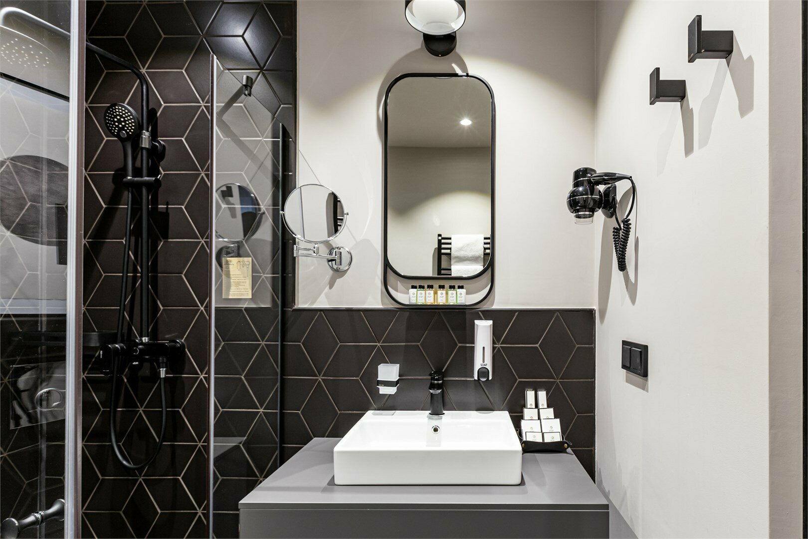 Номер Делюкс