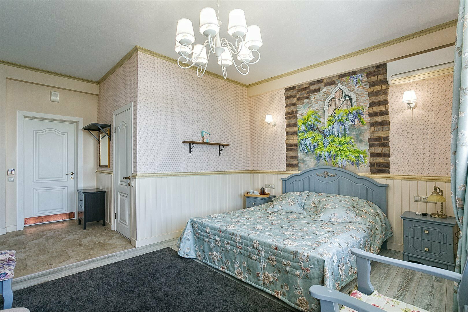 Улучшенный трехместный номер с видом на море