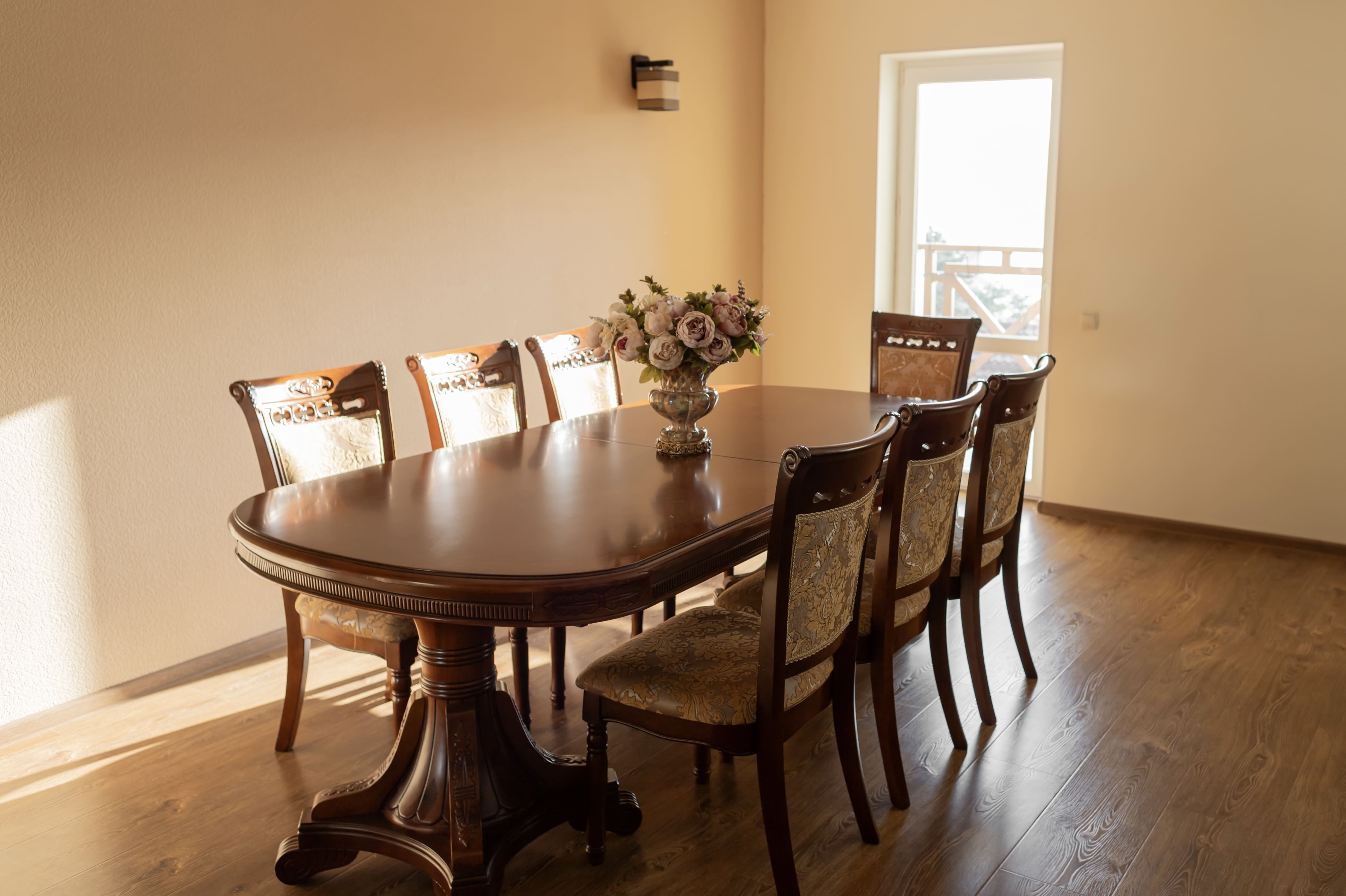 Стандарт 2-х комнатный с кухней, балконом, вид на озеро, лес, бассейн (4 этаж), до 3-х гостей