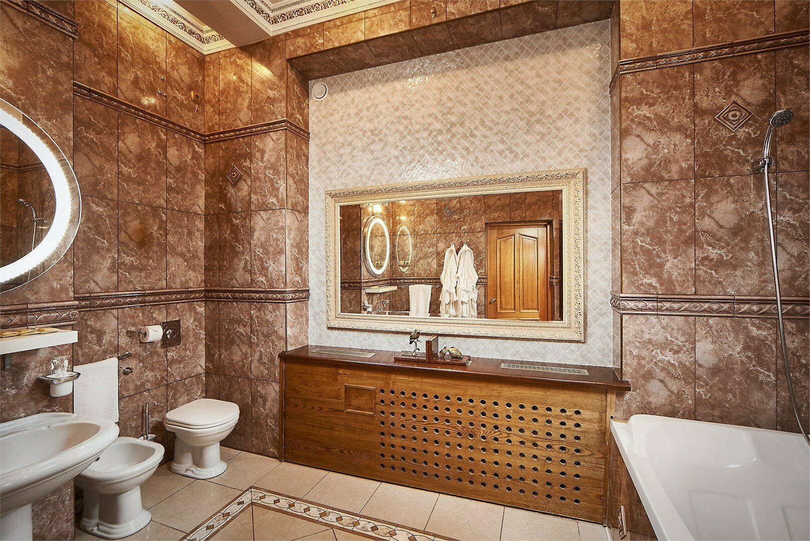 Улучшенный люкс