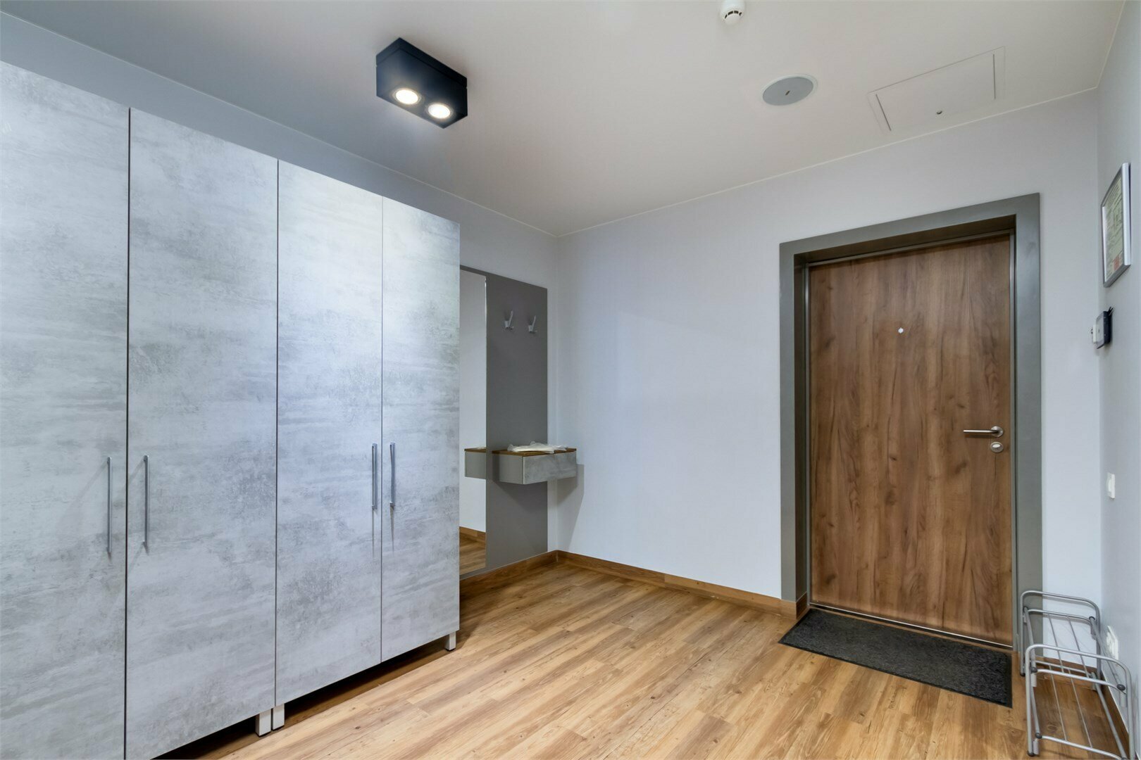 Двухкомнатные апартаменты (68 кв.м)