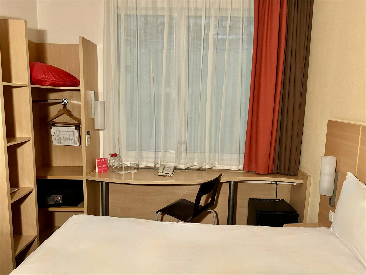 Номер Standard без вида с двуспальной кроватью