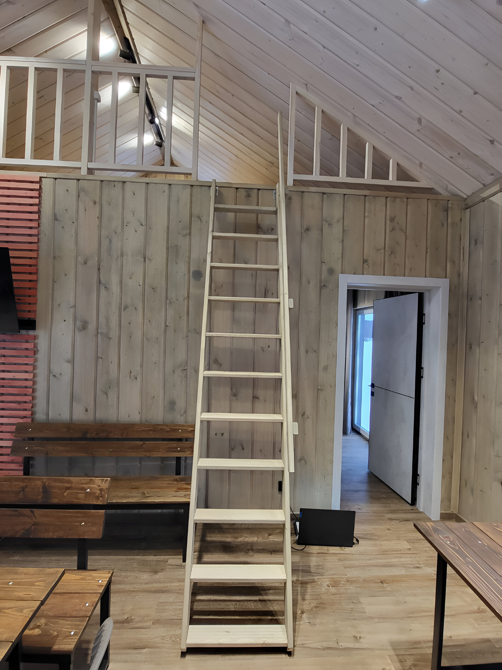 Дом с видом на лес