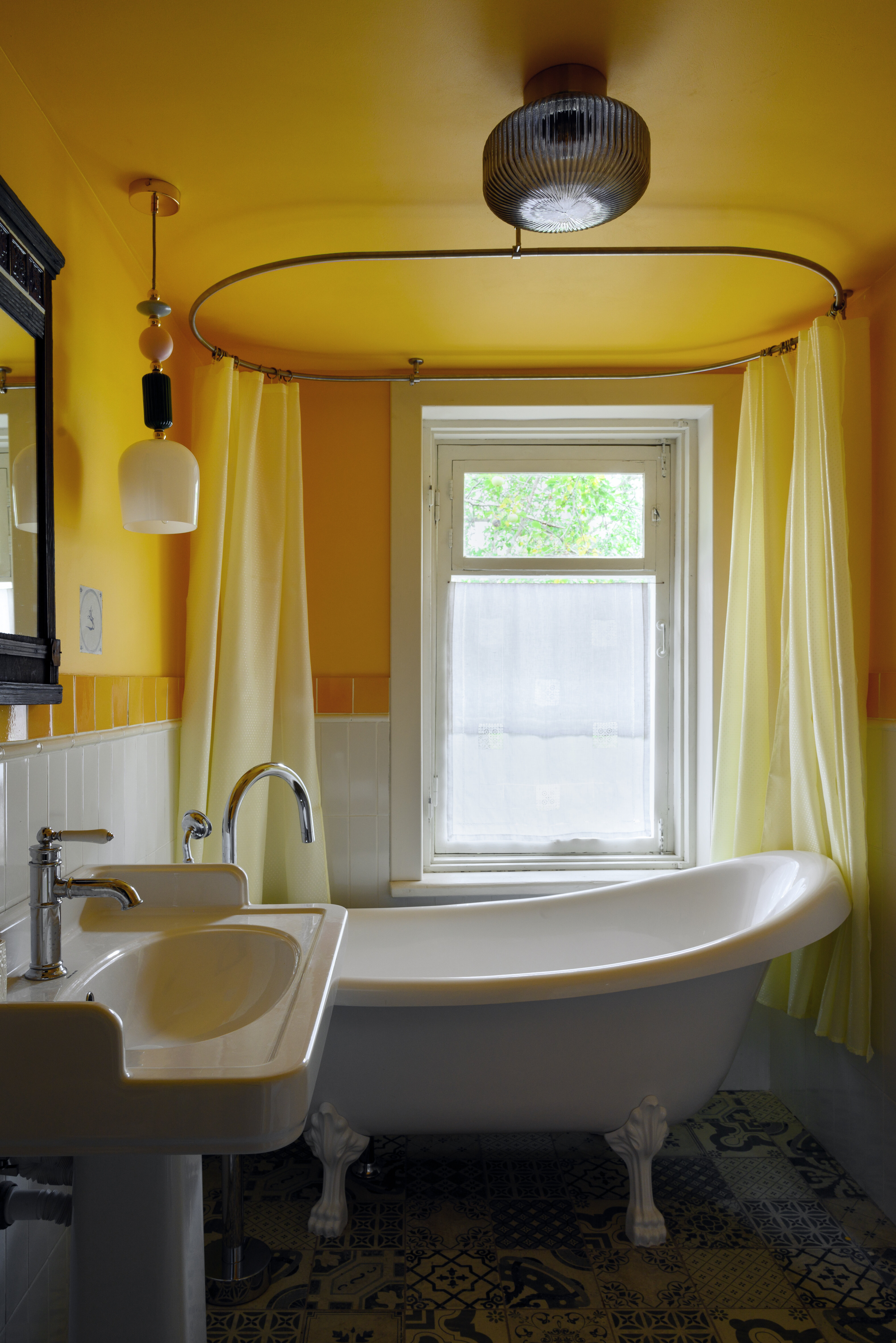 Янтарный дом