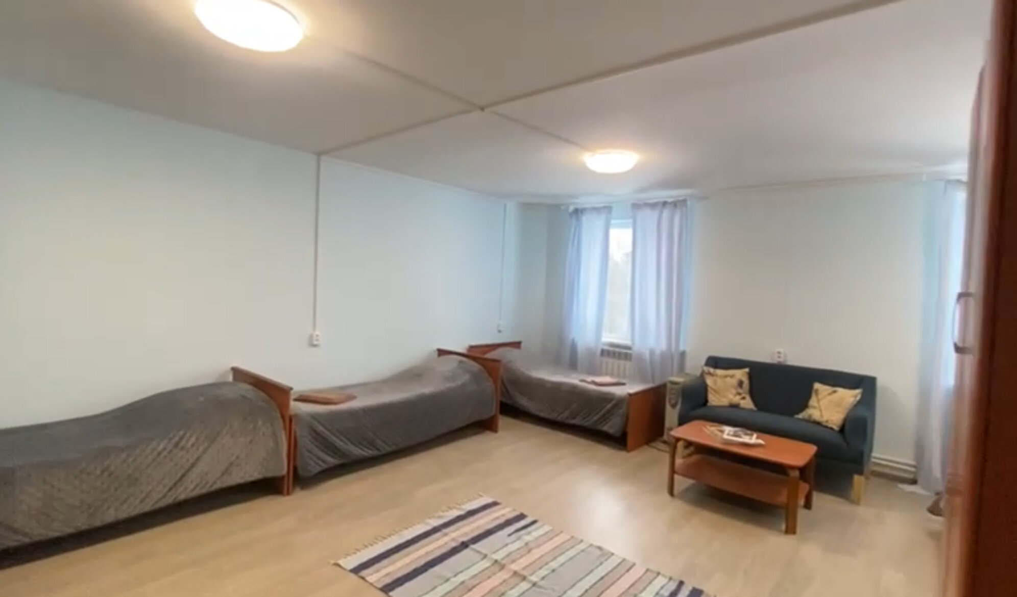 Cемейный номер с собственной ванной комнатой