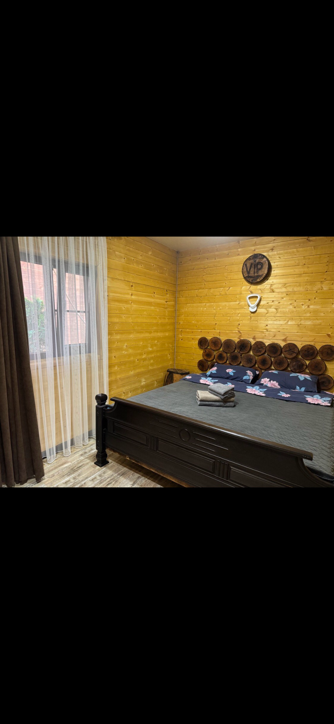 индивидуальный люксовый двухместный  коттедж с видом на горы