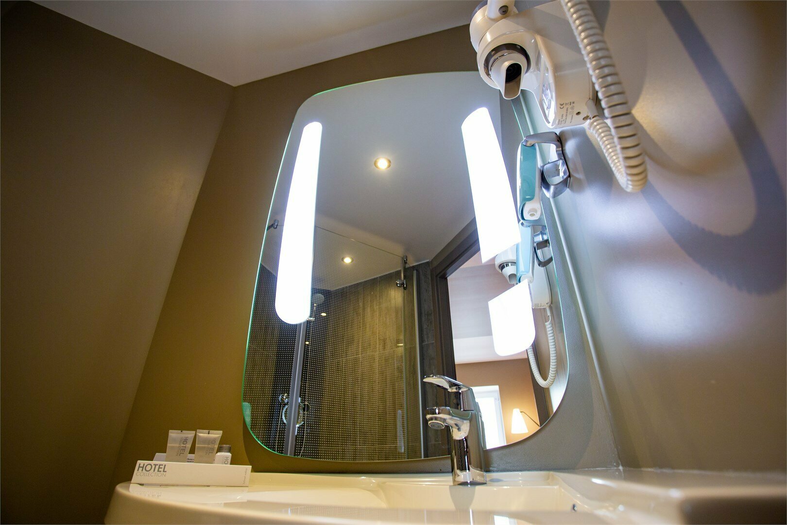 Номер Superior c 2 односпальными кроватями