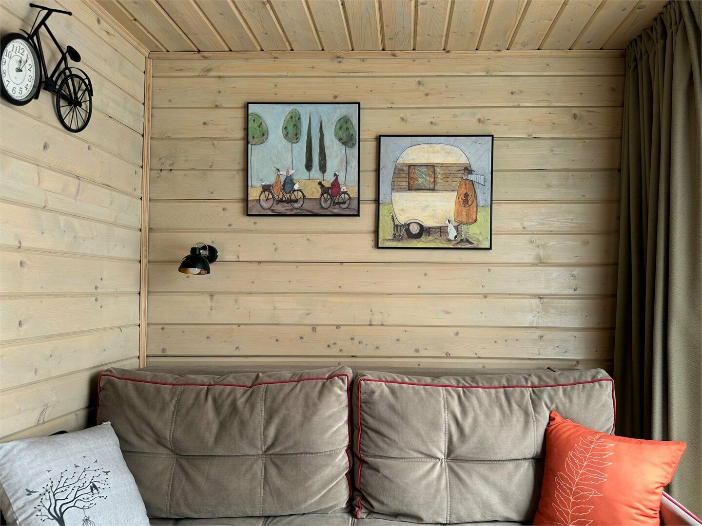 Семейный номер с видом на горы