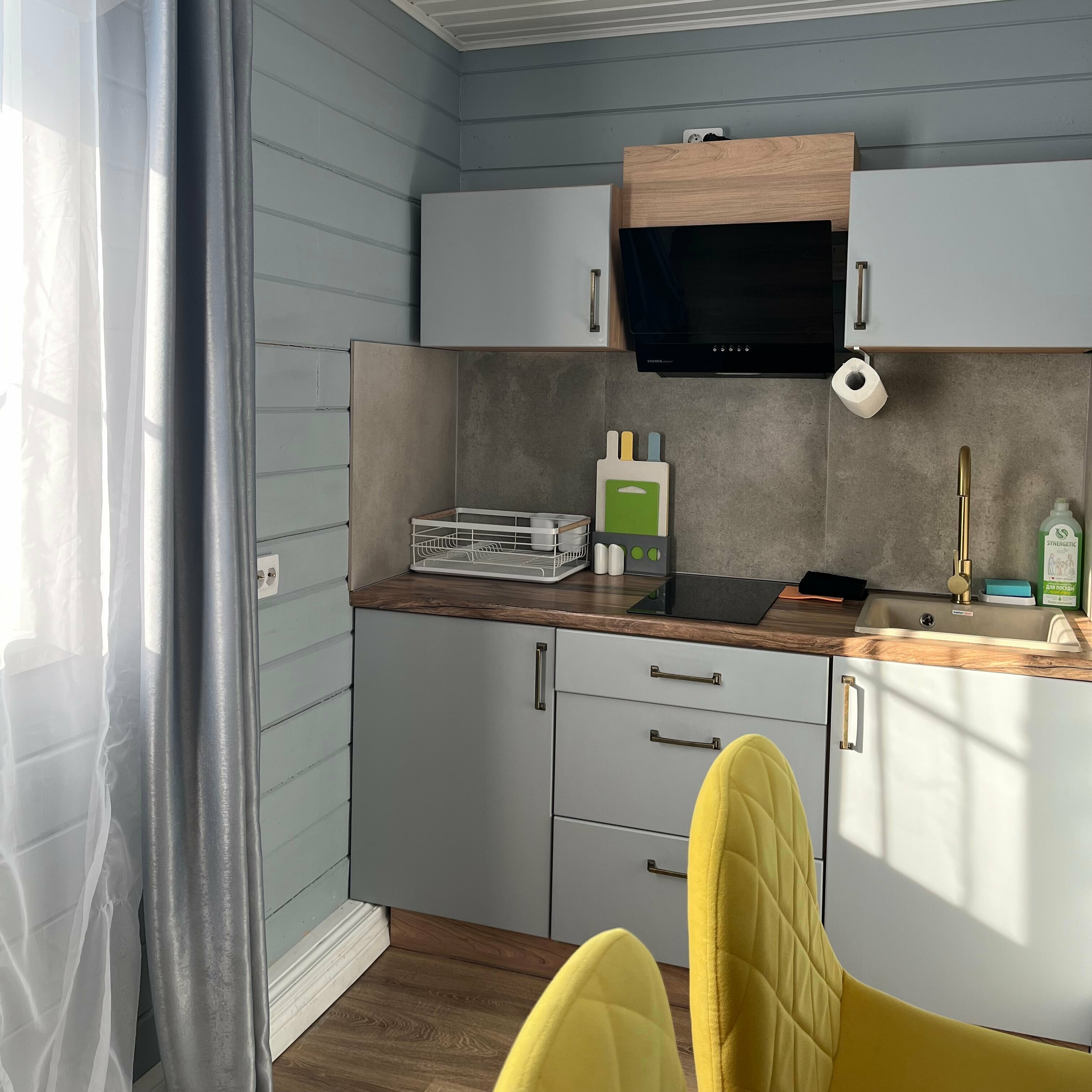 Дом с видом на озеро