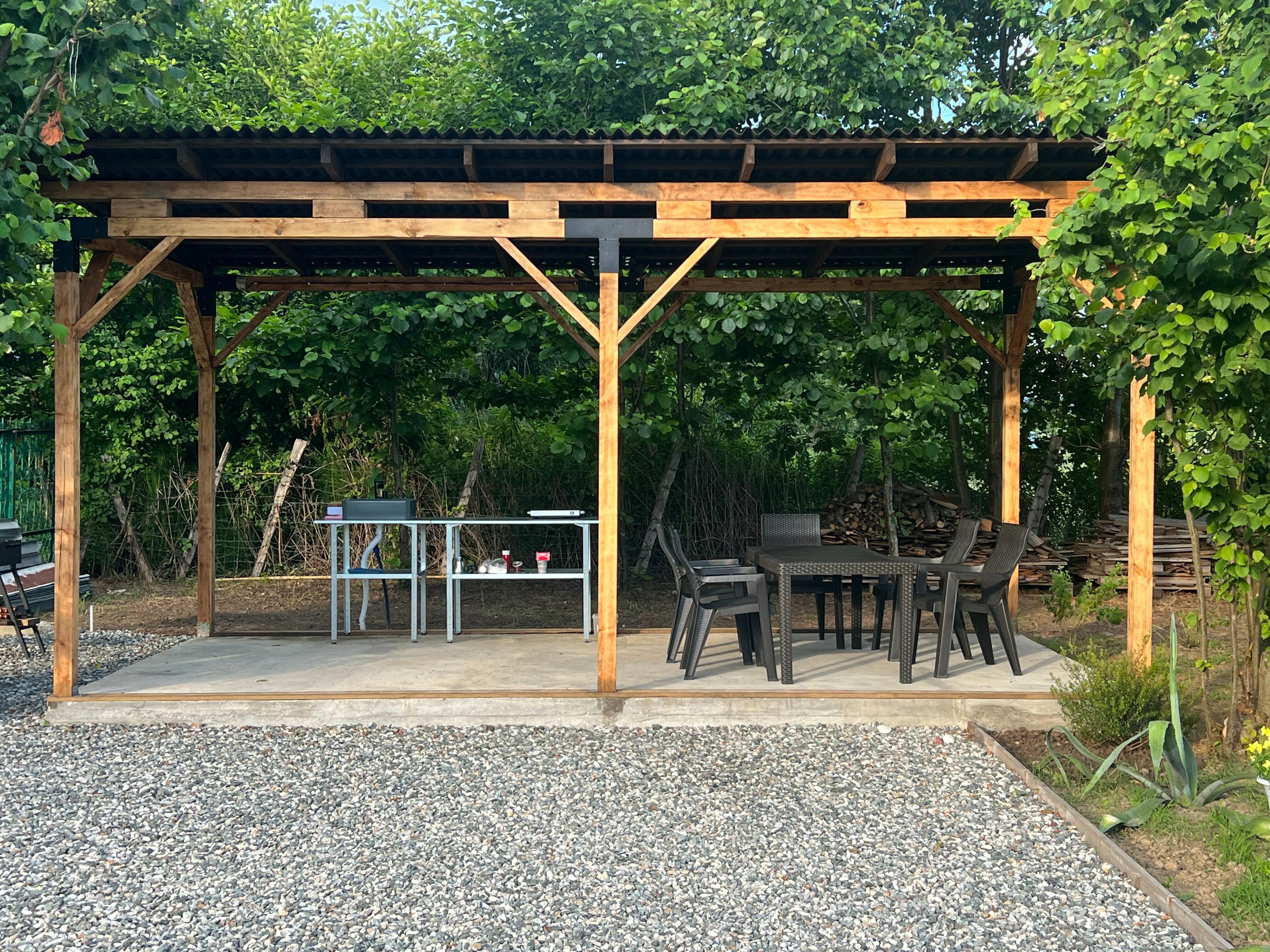 Коттедж с балконом