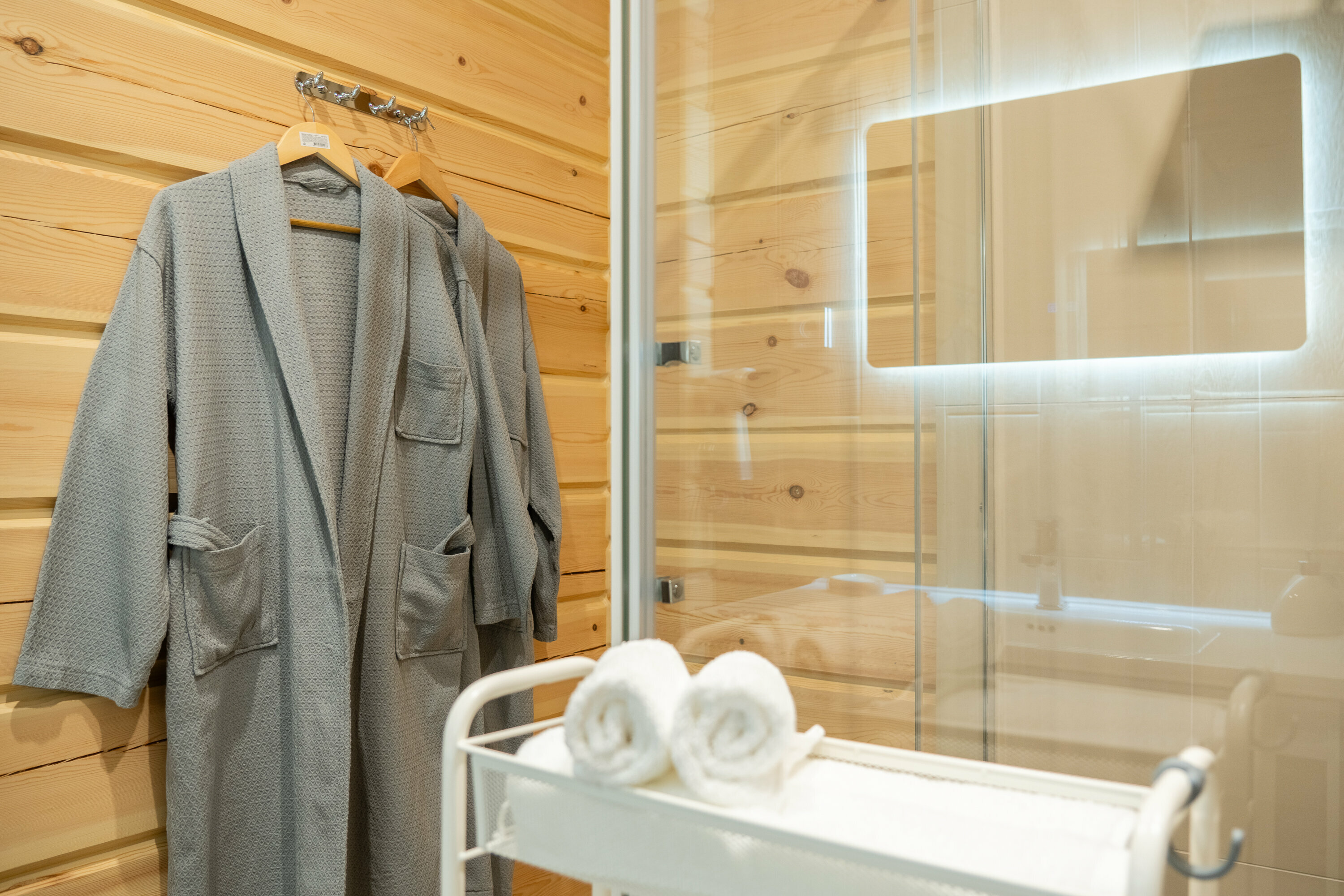 Двухместный номер с 1 кроватью или 2 отдельными кроватями и собственной ванной комнатой