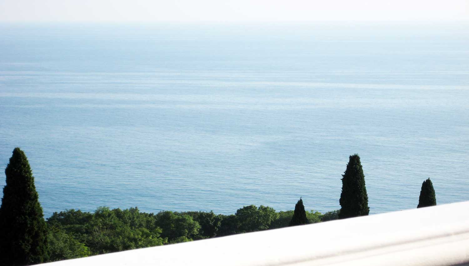 Трехместный номер с видом на море