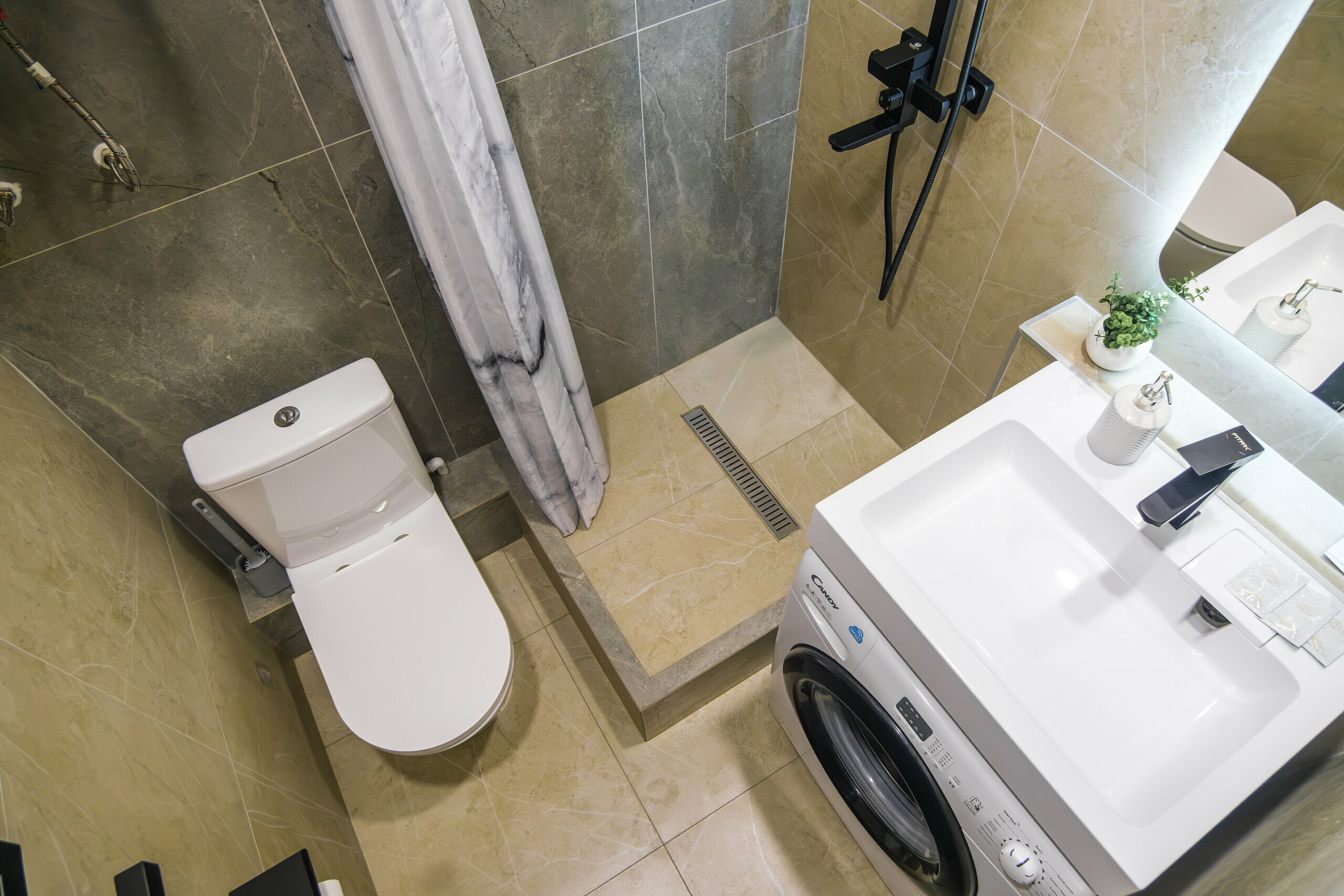 1. Семейный номер-студия (А)