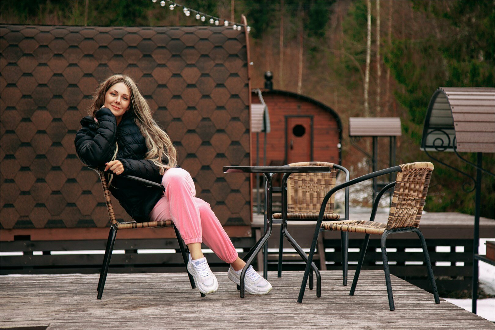 Арочный домик на краю леса с торцевым входом, ул.Советская, 52