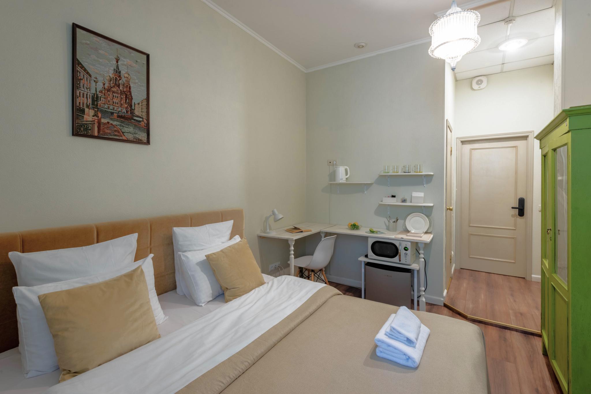 Номер стандарт с 1 двуспальной кроватью