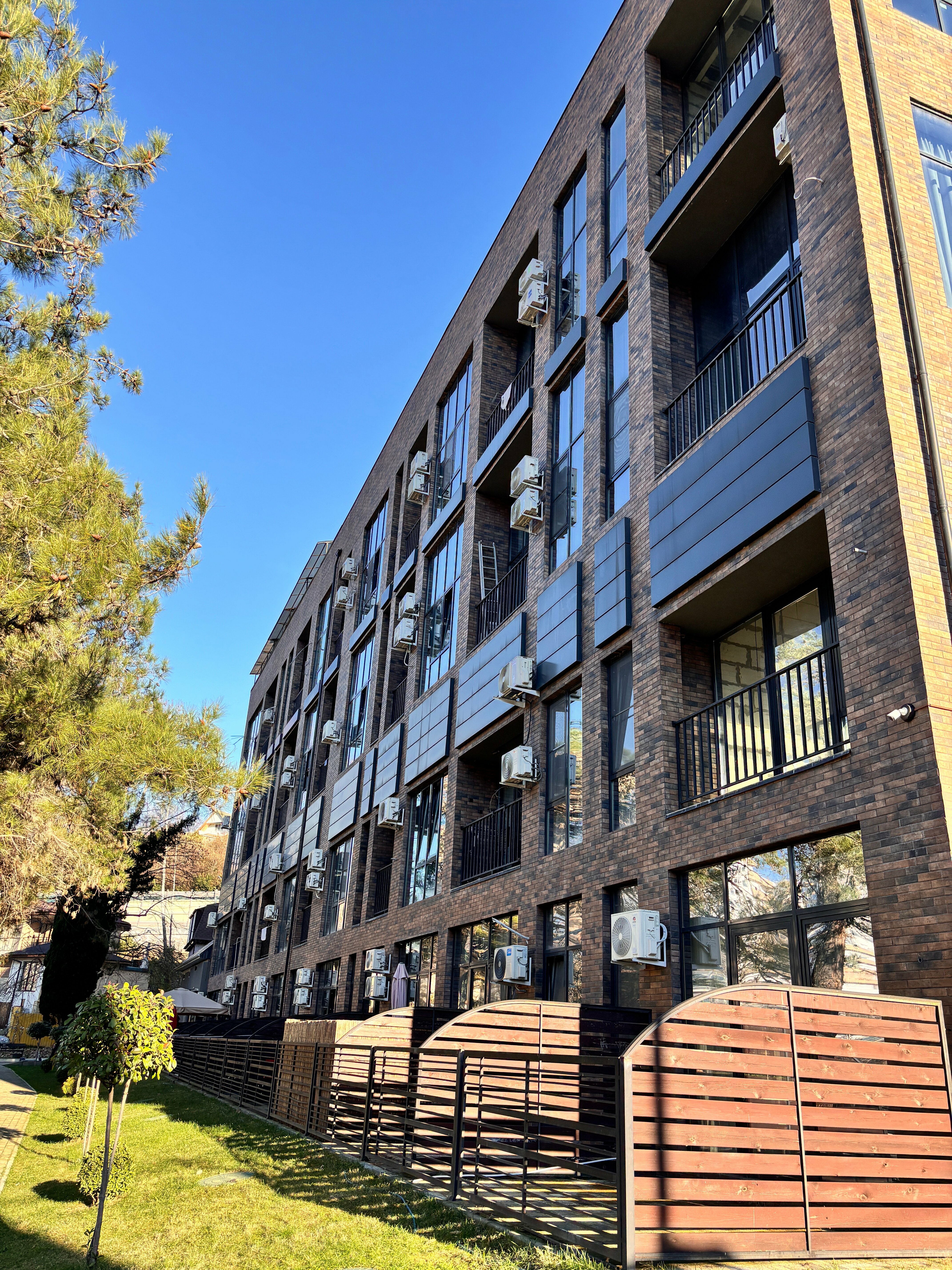 Апартаменты  БЕЗ ЗАВТРАКОВ (ул. Полтавская 3)