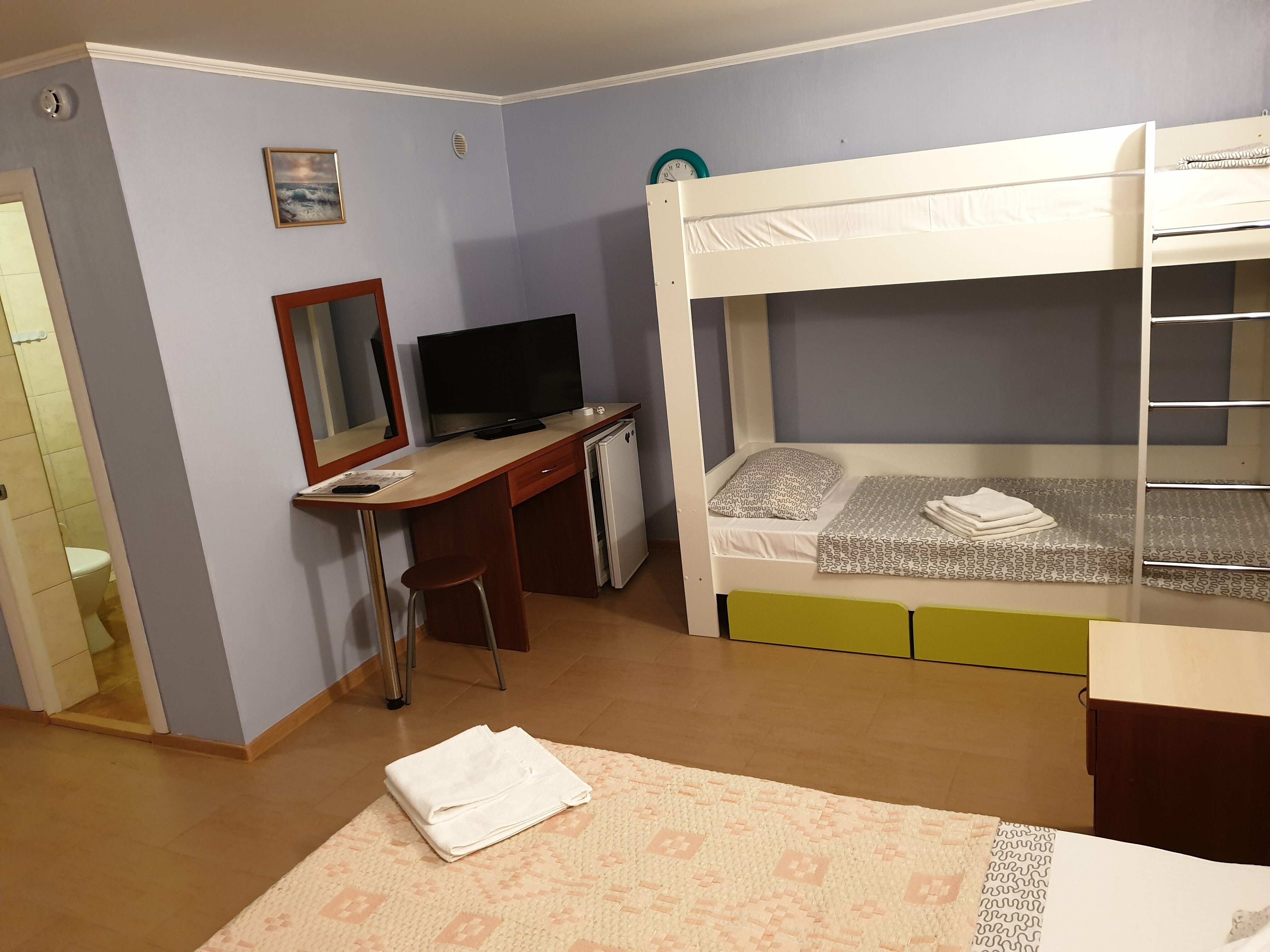 4х местный семейный с 2х ярусной кроватью