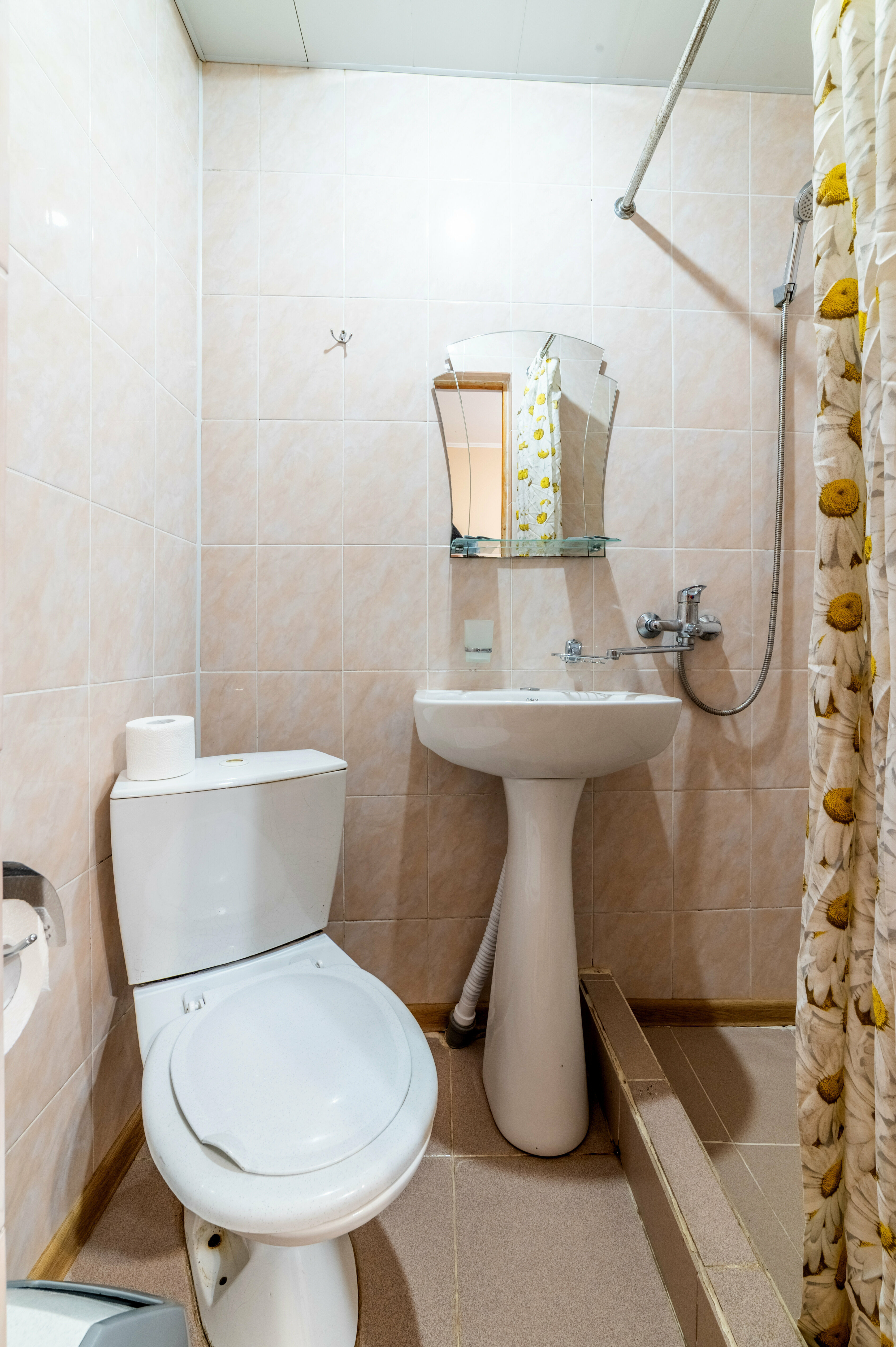 2.4 Трехместный номер категории "Стандарт"