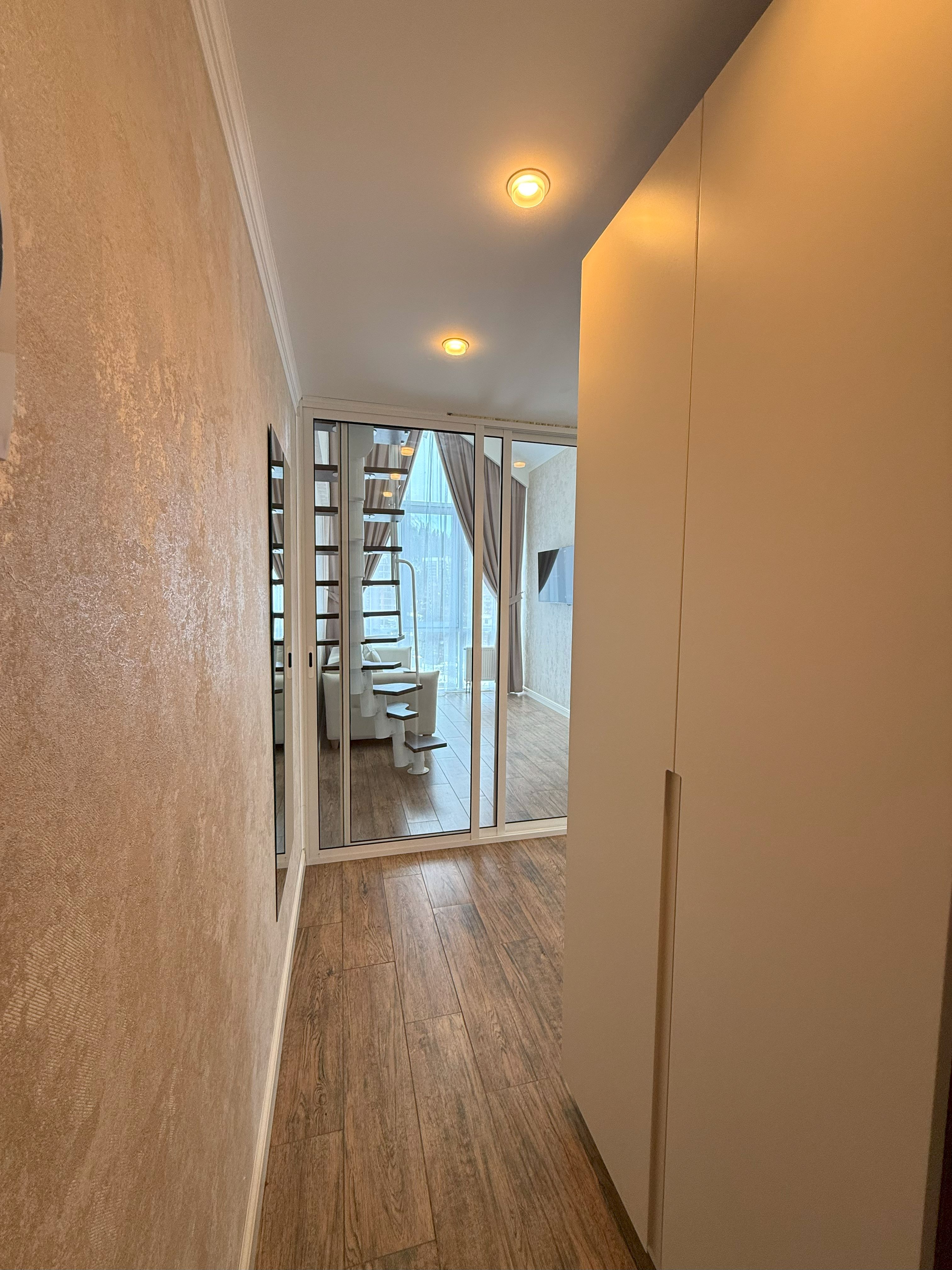 Двухуровневые апартаменты