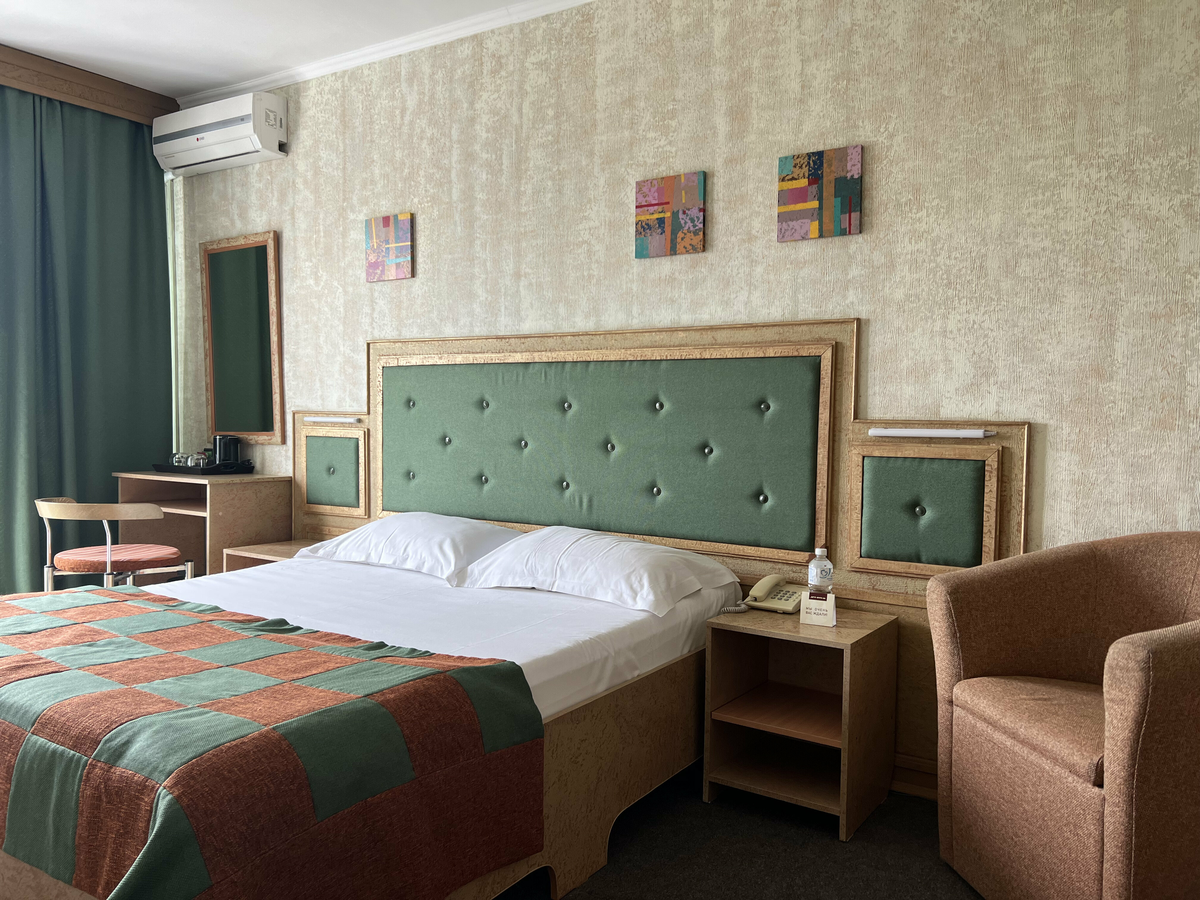 Стандарт с двуспальной кроватью