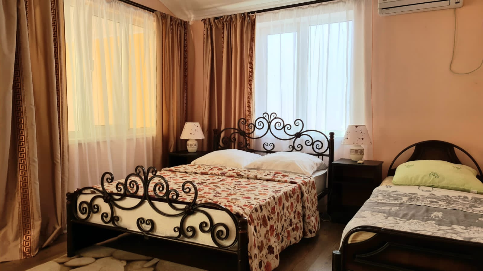 3.1 Четырехместный номер категории "Улучшенный"