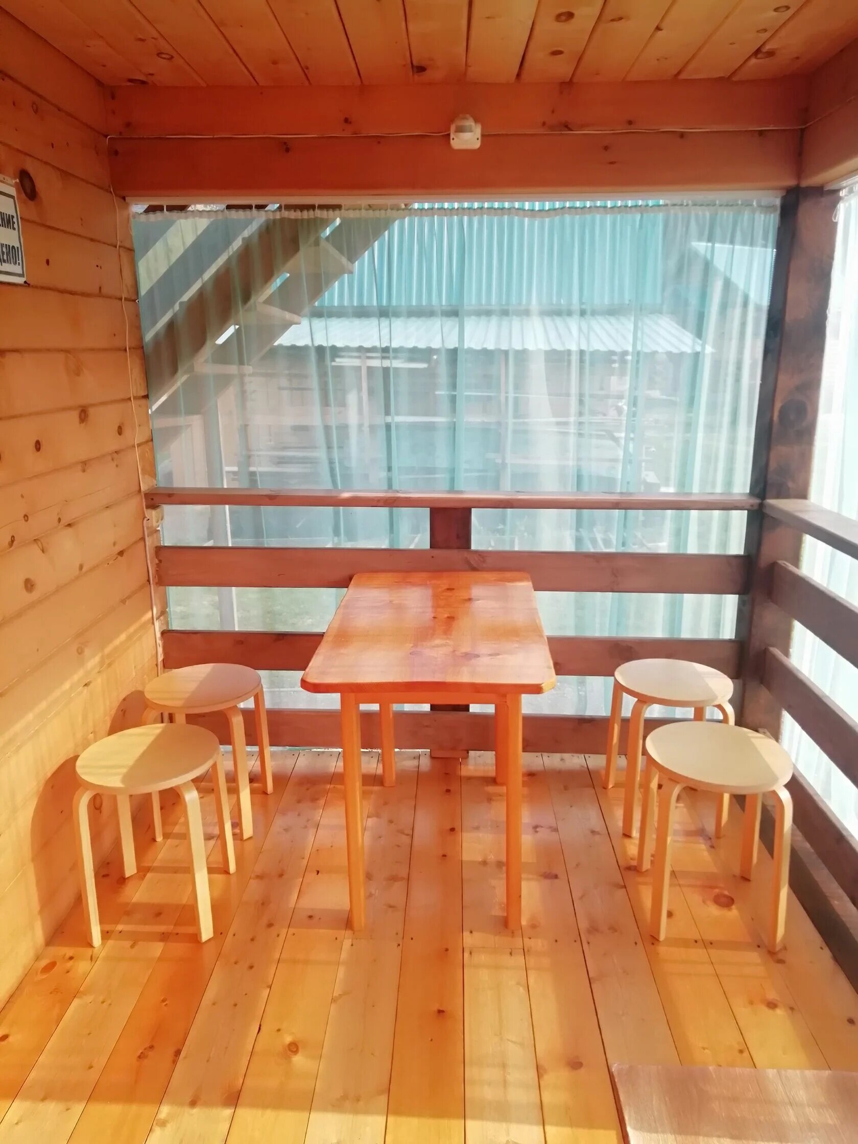 Семейный номер с балконом