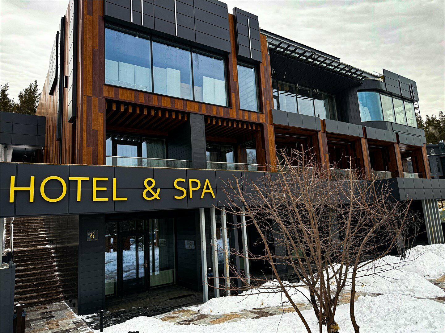 Улучшенный двухместный номер с 1 кроватью