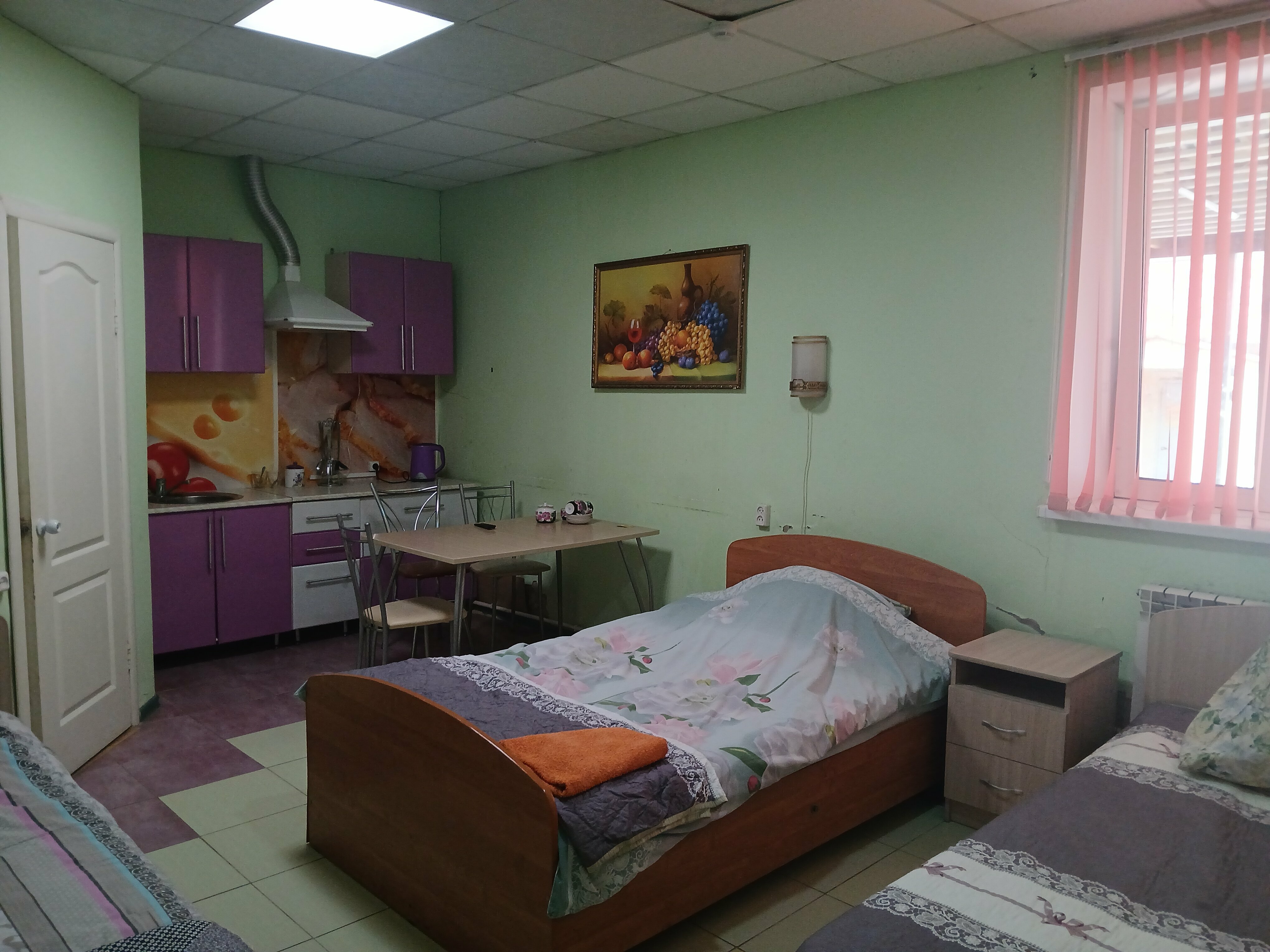 Трехместный номер «Комфорт» с душем